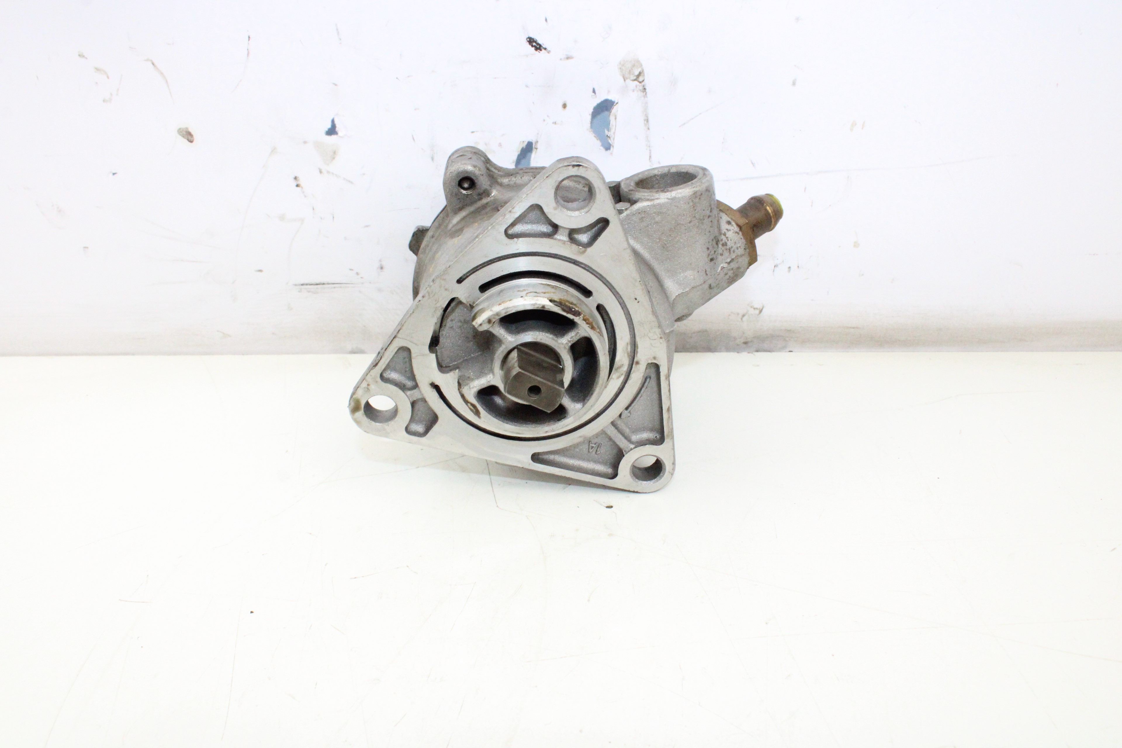 NISSAN Primera P11 (1996-2002) Vacuum Pump 46771105 26030439