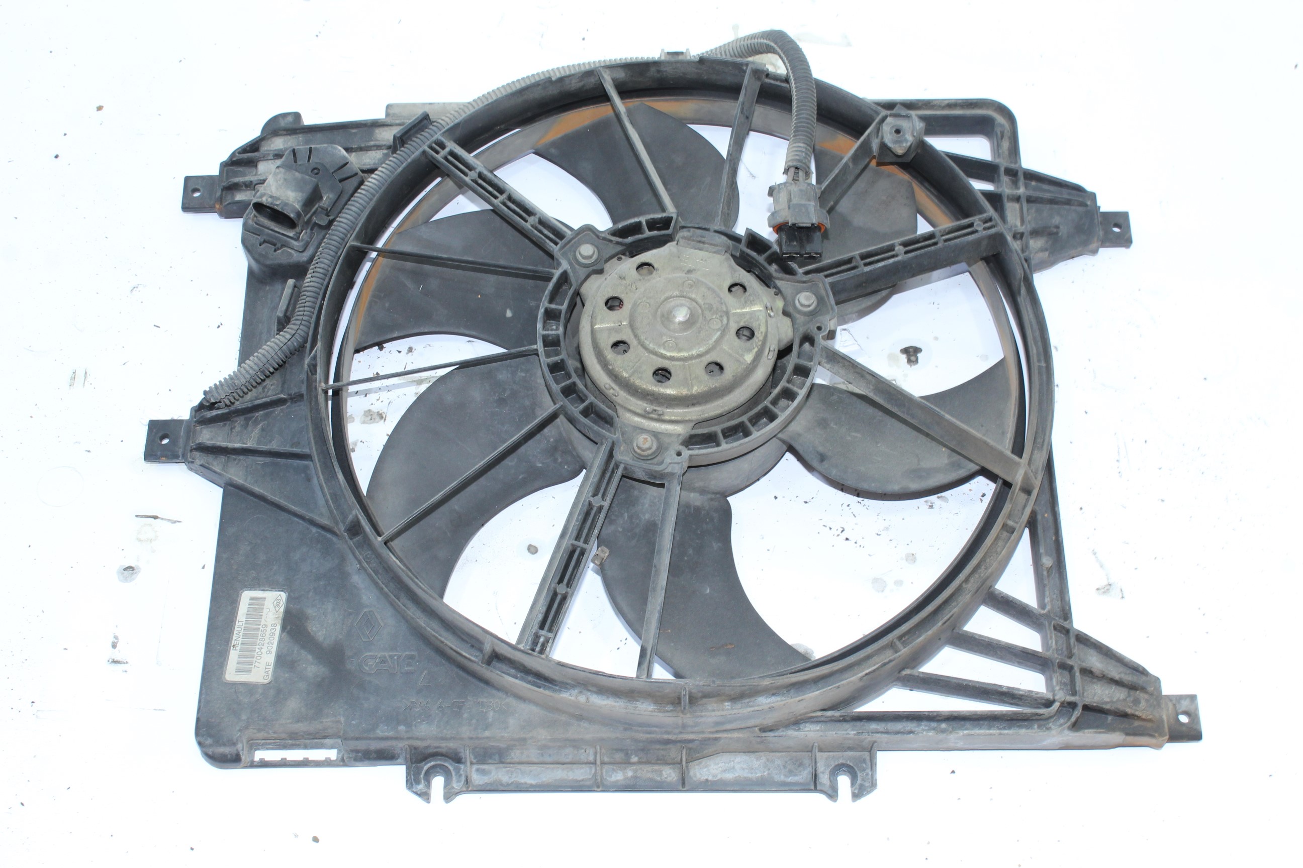 RENAULT Clio 2 generation (1998-2013) Difūzoriaus ventiliatorius 9020938 19362058