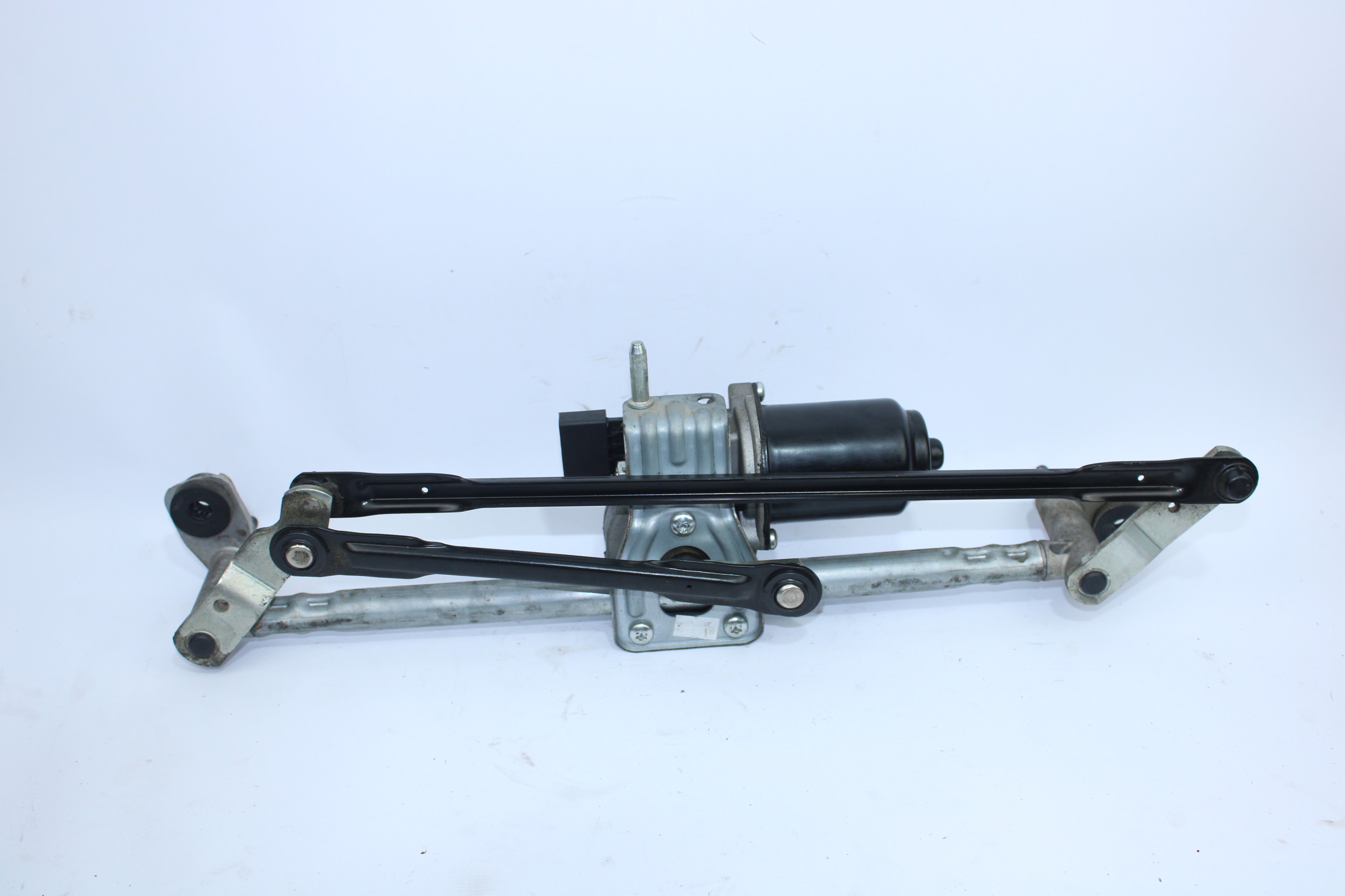 SEAT Ibiza 4 generation (2008-2017) Front Windshield Wiper Mechanism 6R1955113A 19320404