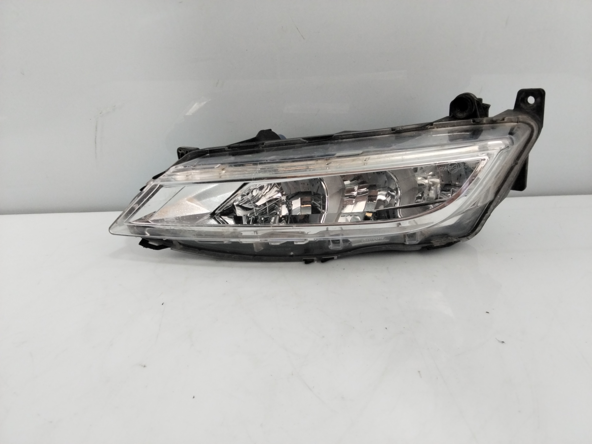 SEAT Leon 3 generation (2012-2020) Front Right Fog Light 5F0941702C 25753187