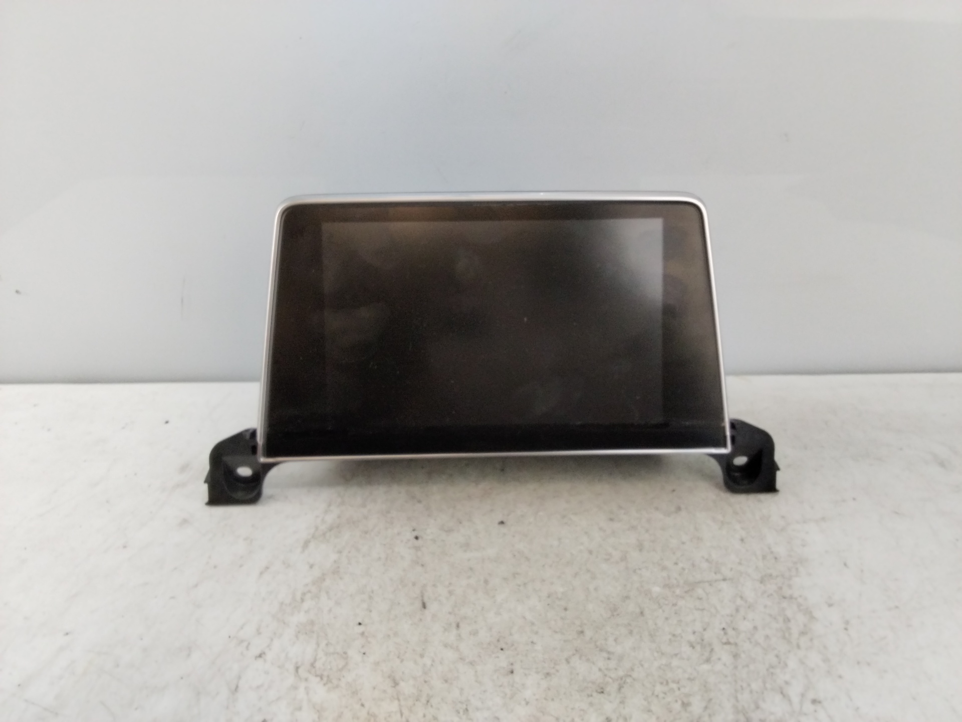 Schermo multifunzione YH01,YHZ 9828418380 de Peugeot 3008 monospace (0u_) 2009-2016 con 97797 km