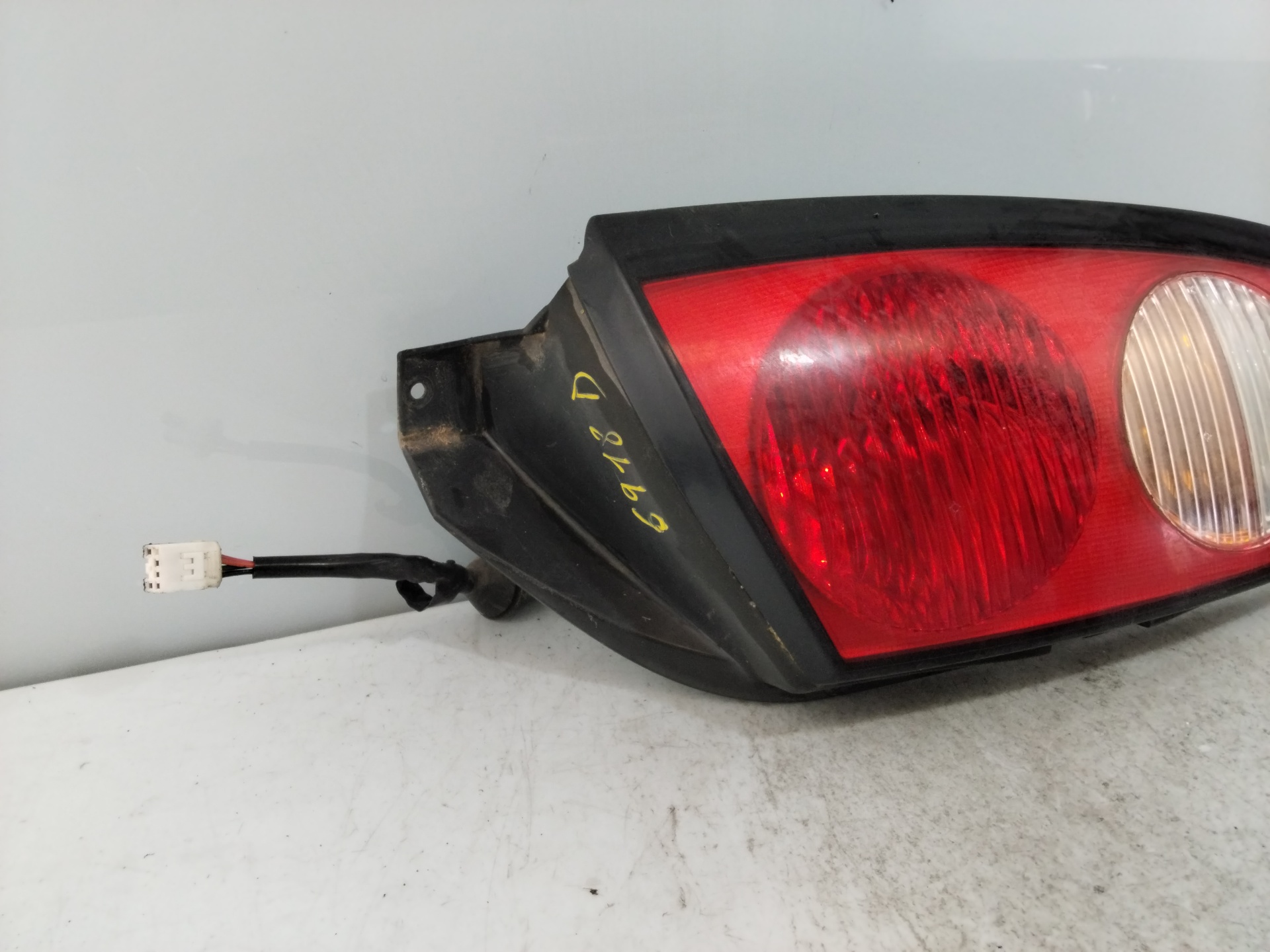 VAUXHALL Laguna 2 generation (2001-2007) Rear Right Taillight Lamp NOTIENEREFERENCIA 25618211