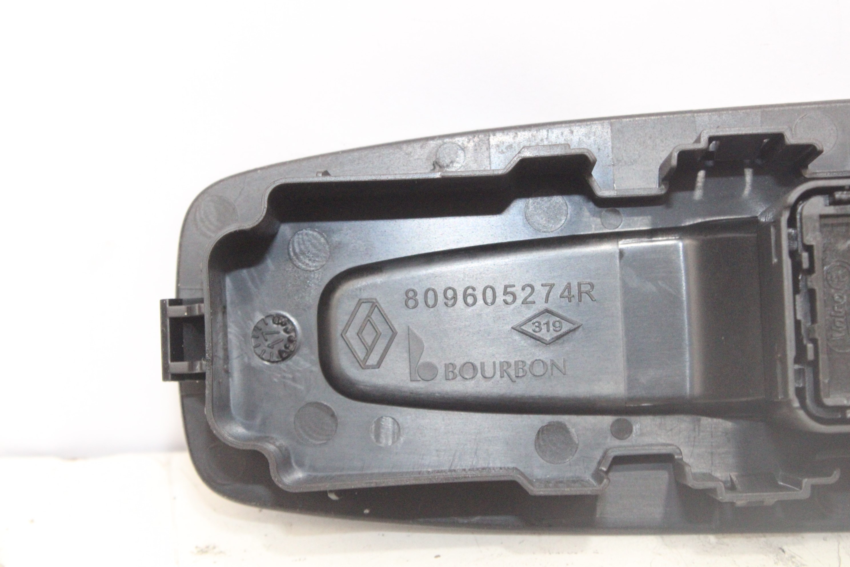 RENAULT Megane 3 generation (2008-2020) Priekšējo labo durvju logu pacelšanas slēdži 809605274R 21073731