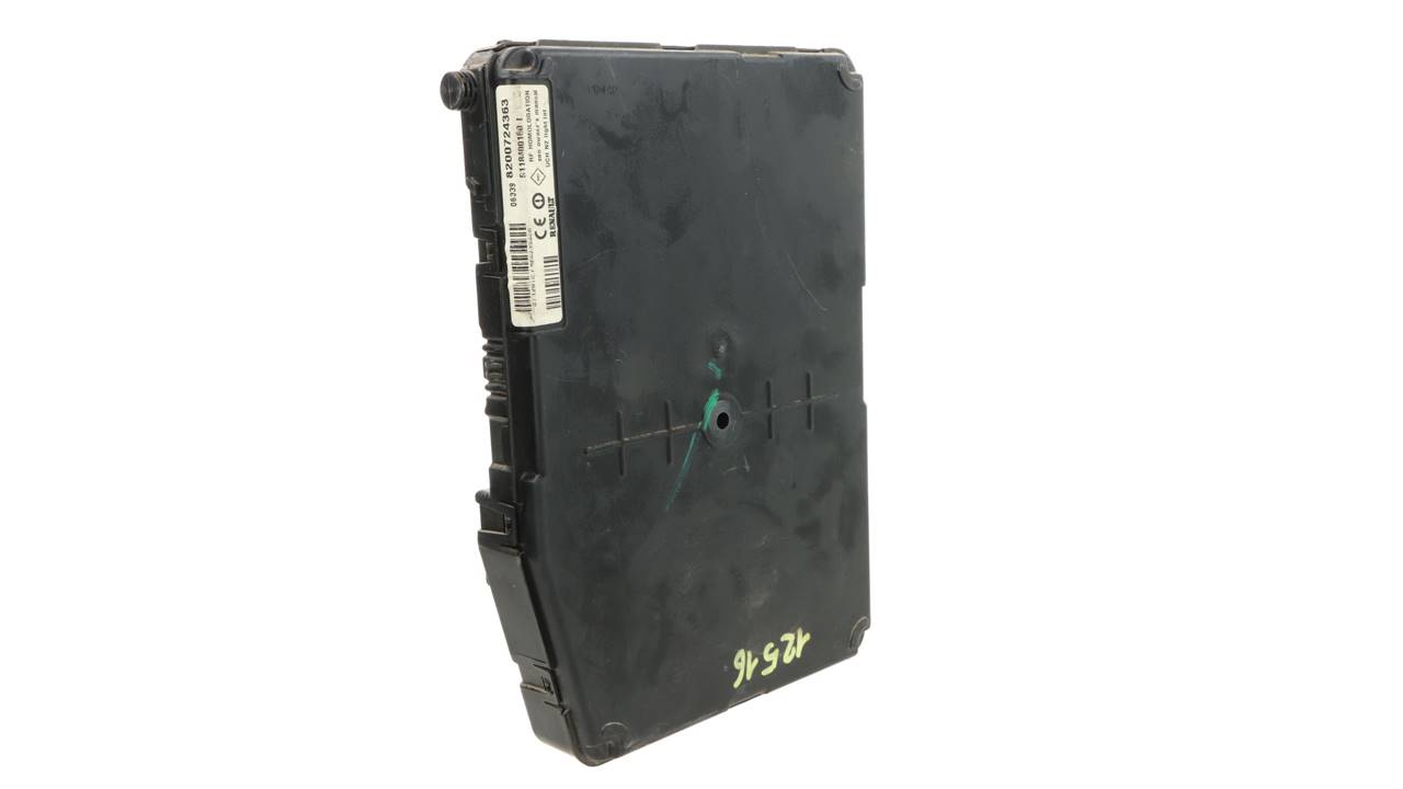 Fuse relay box 8200724363 de Renault Scenic ii 2007-2009 - pieza usada