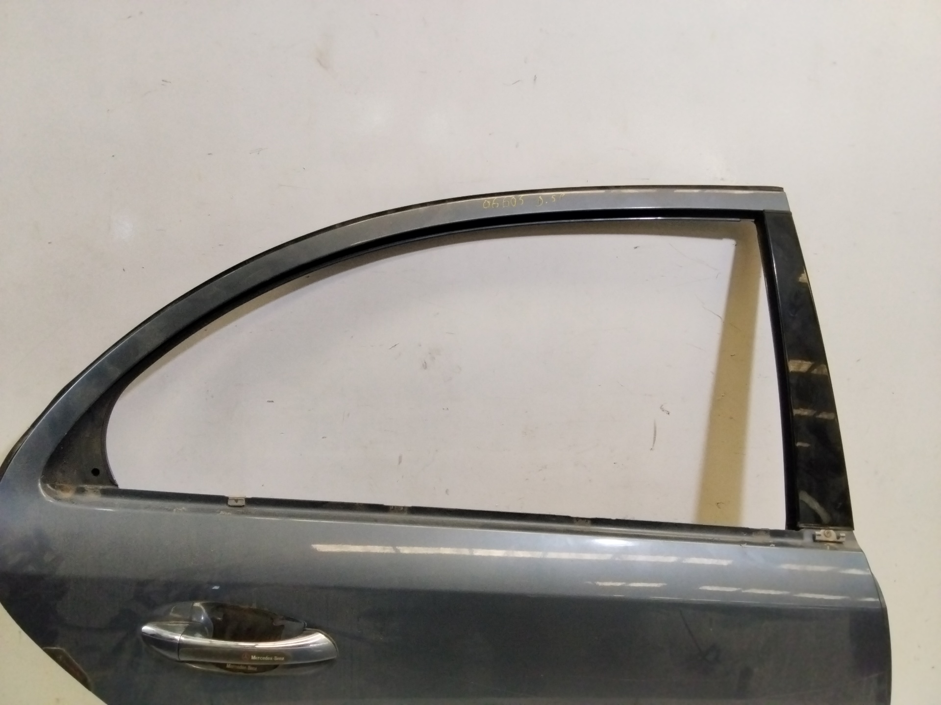 MERCEDES-BENZ E-Class W211/S211 (2002-2009) Rear Right Door 25265411