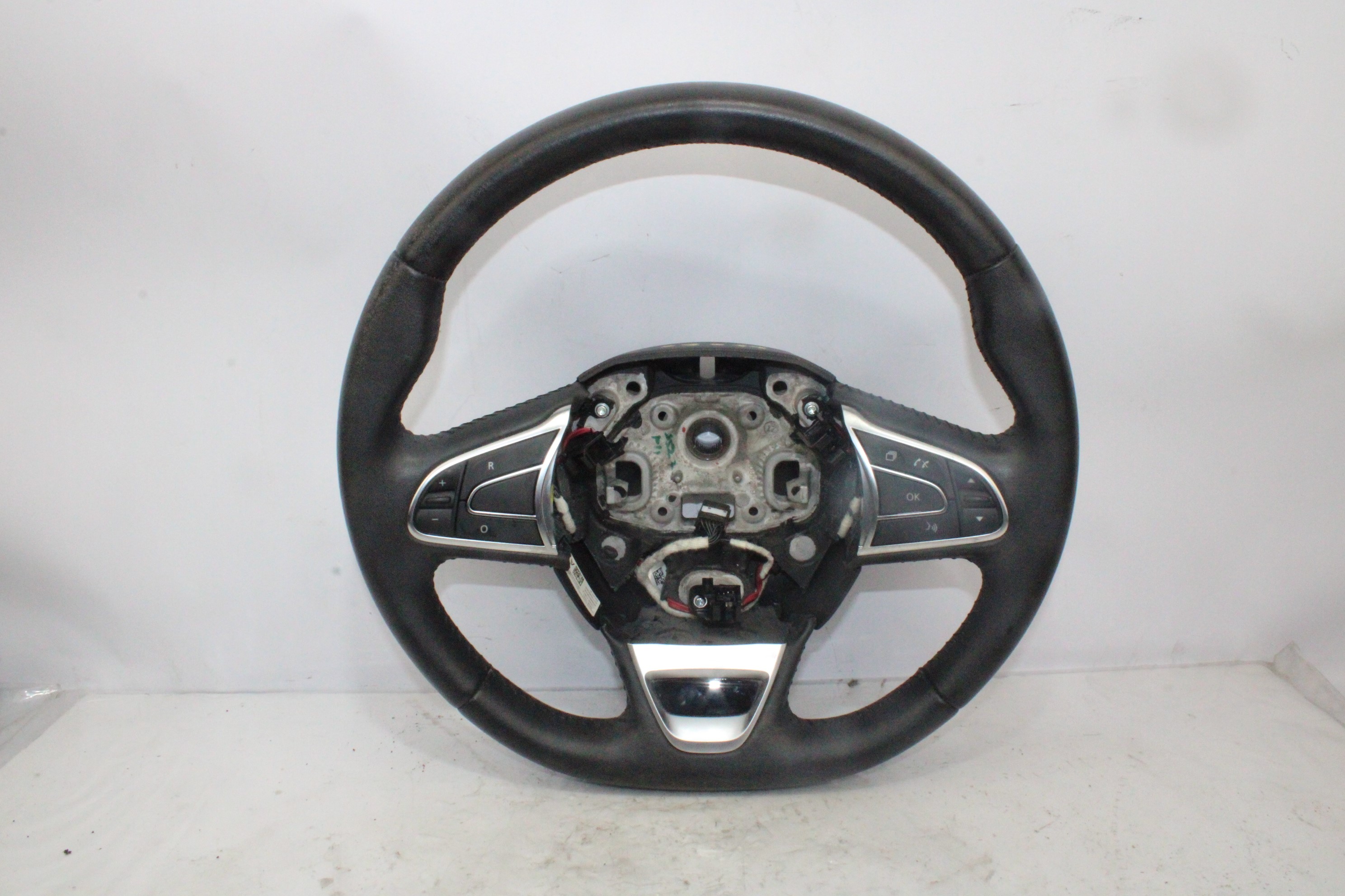 RENAULT Megane 3 generation (2008-2020) Steering Wheel 484005825R 23718855