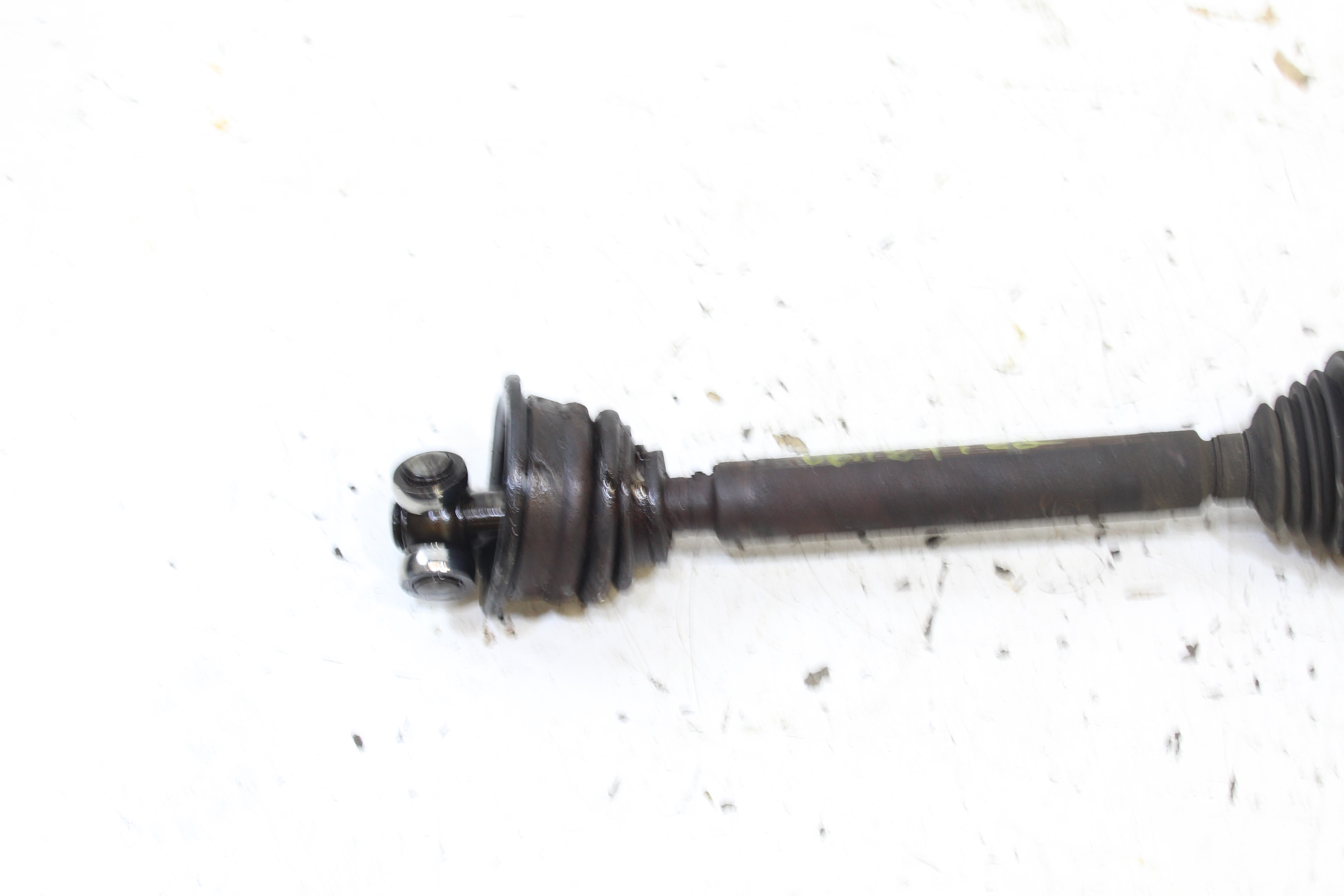 RENAULT Front Left Driveshaft NOTIENEREF 23809486