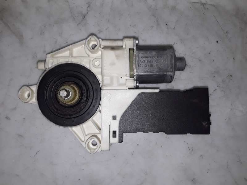 PEUGEOT 407 1 generation (2004-2010) Moteur de commande de vitre de porte arrière gauche 994651102 19197239