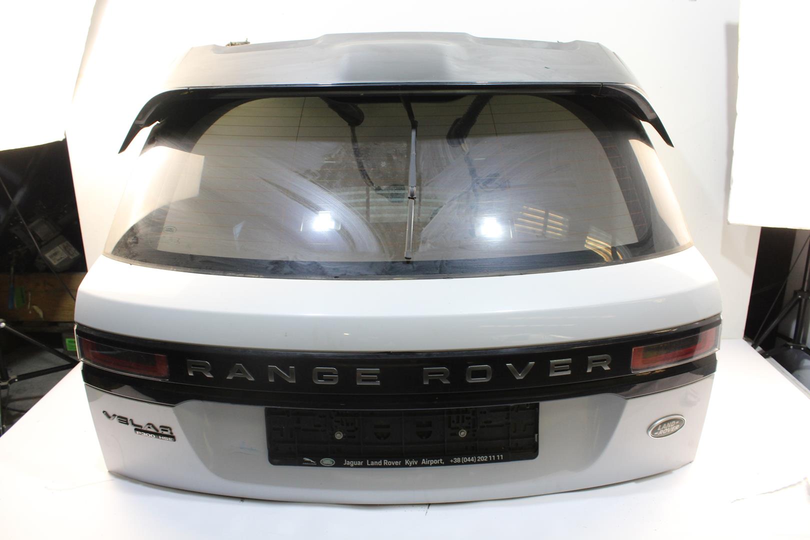 LAND ROVER Range Rover Velar 1 generation (2017-2024) Крышка багажника 25177437