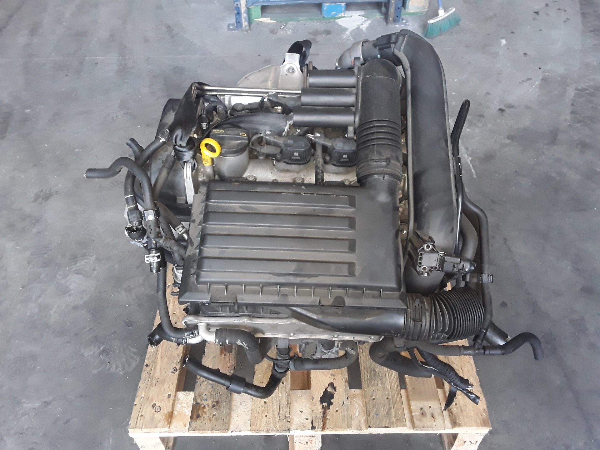 VOLKSWAGEN Golf 7 generation (2012-2024) Motor CZE 19247165