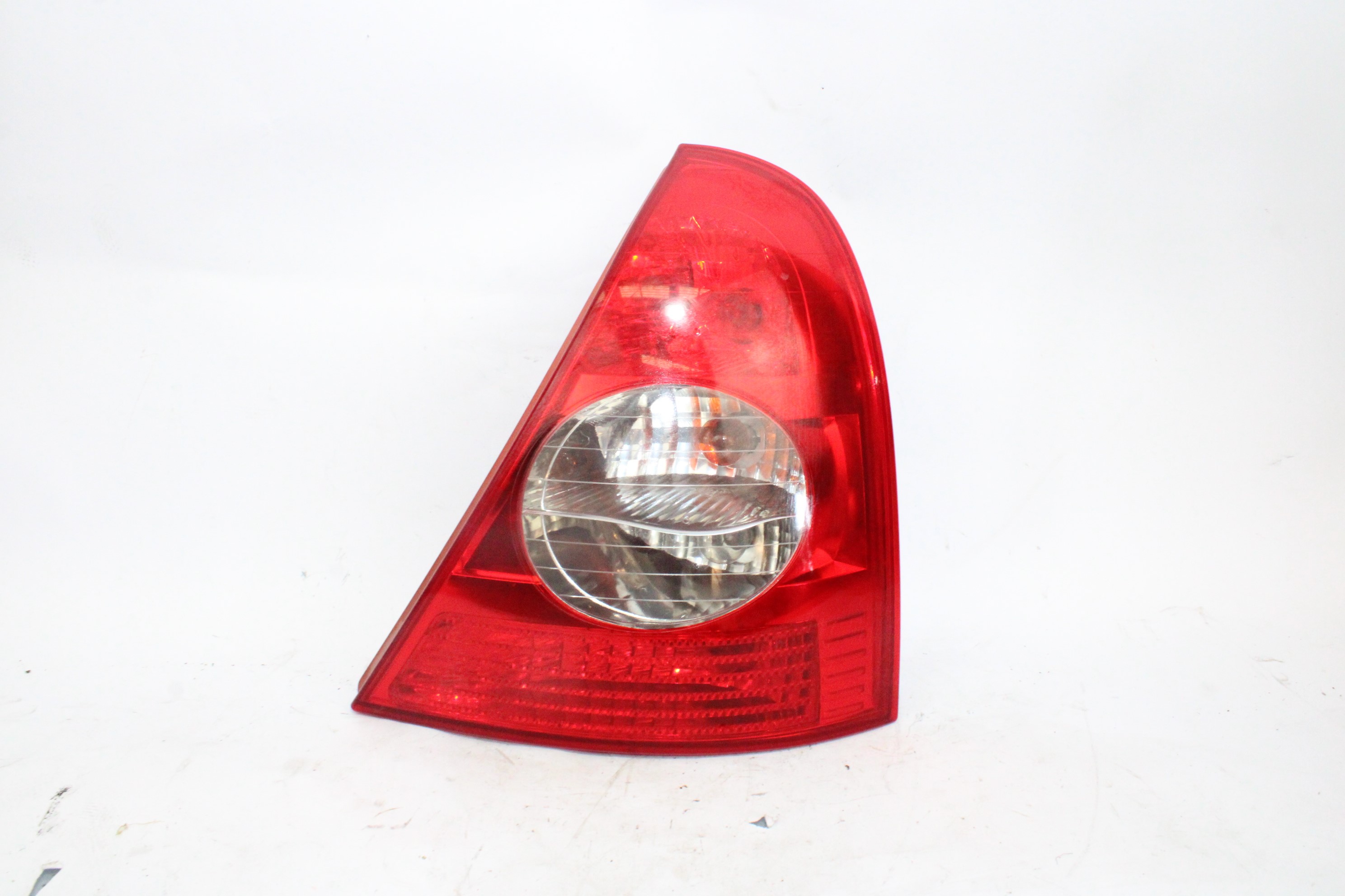 RENAULT Clio 3 generation (2005-2012) Rear Right Taillight Lamp 8200071414 23764835