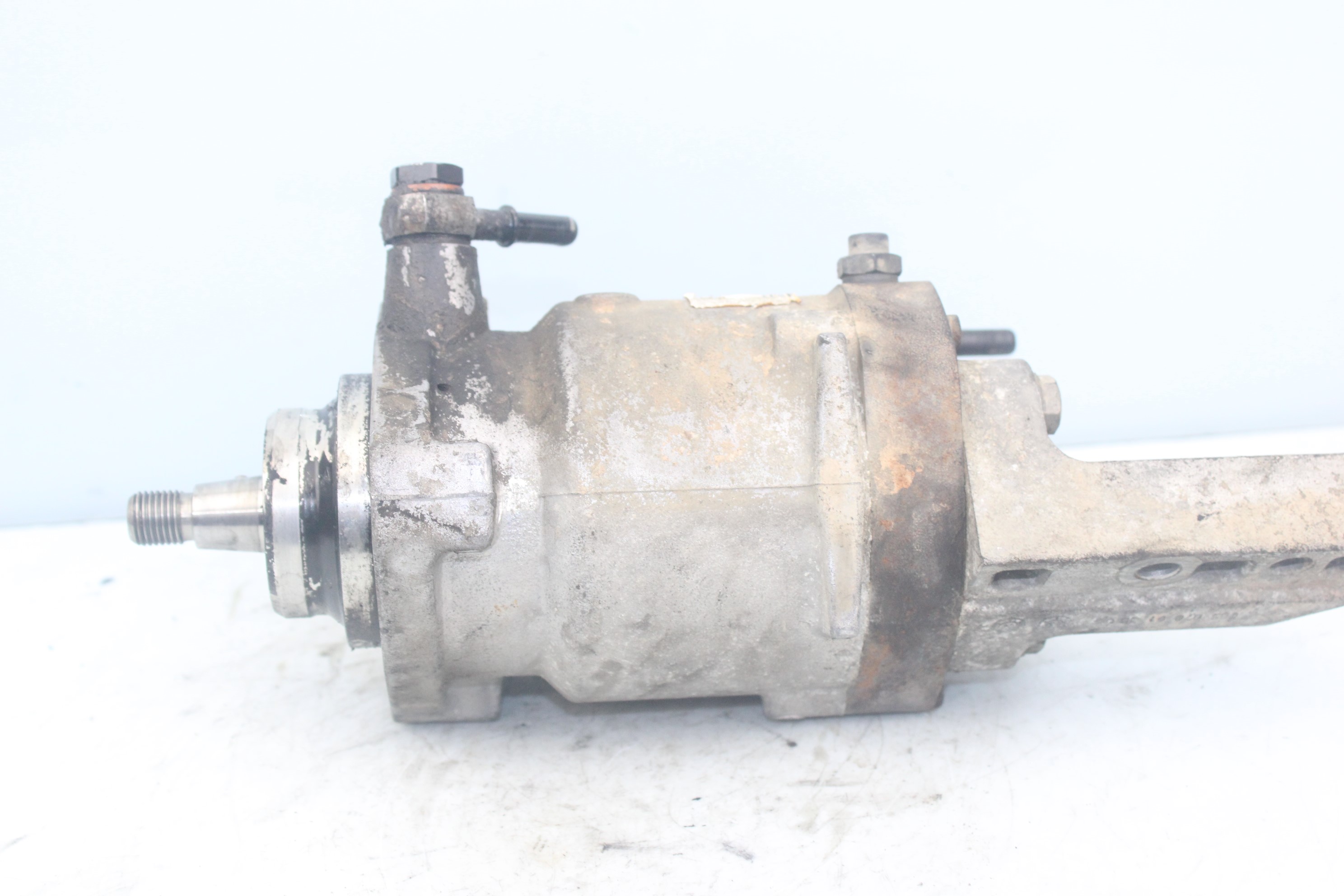SSANGYONG Rexton Y200 (2001-2007) High Pressure Fuel Pump 9303104B 25391361