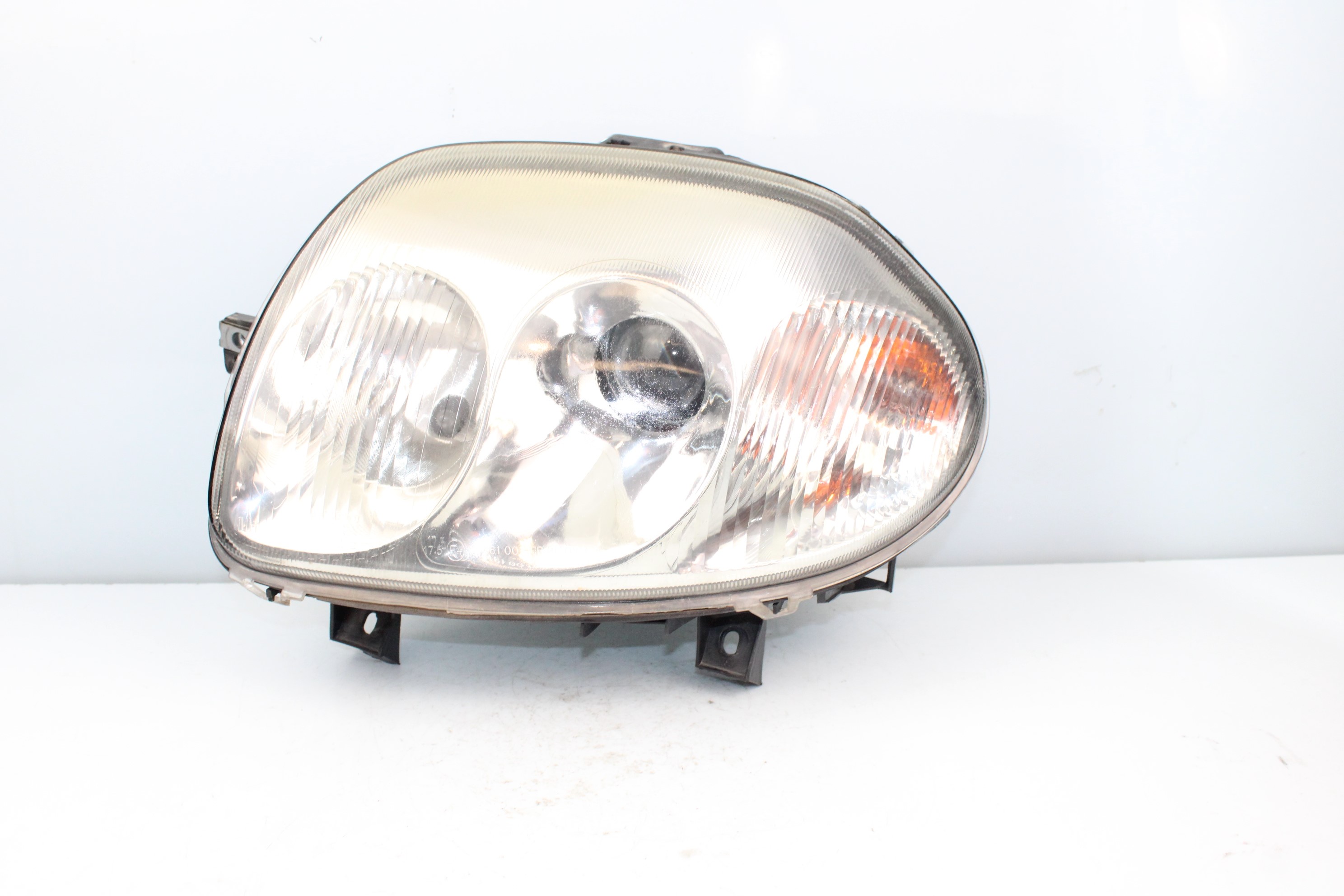 RENAULT Clio 3 generation (2005-2012) Front Left Headlight 085511136L 22635769