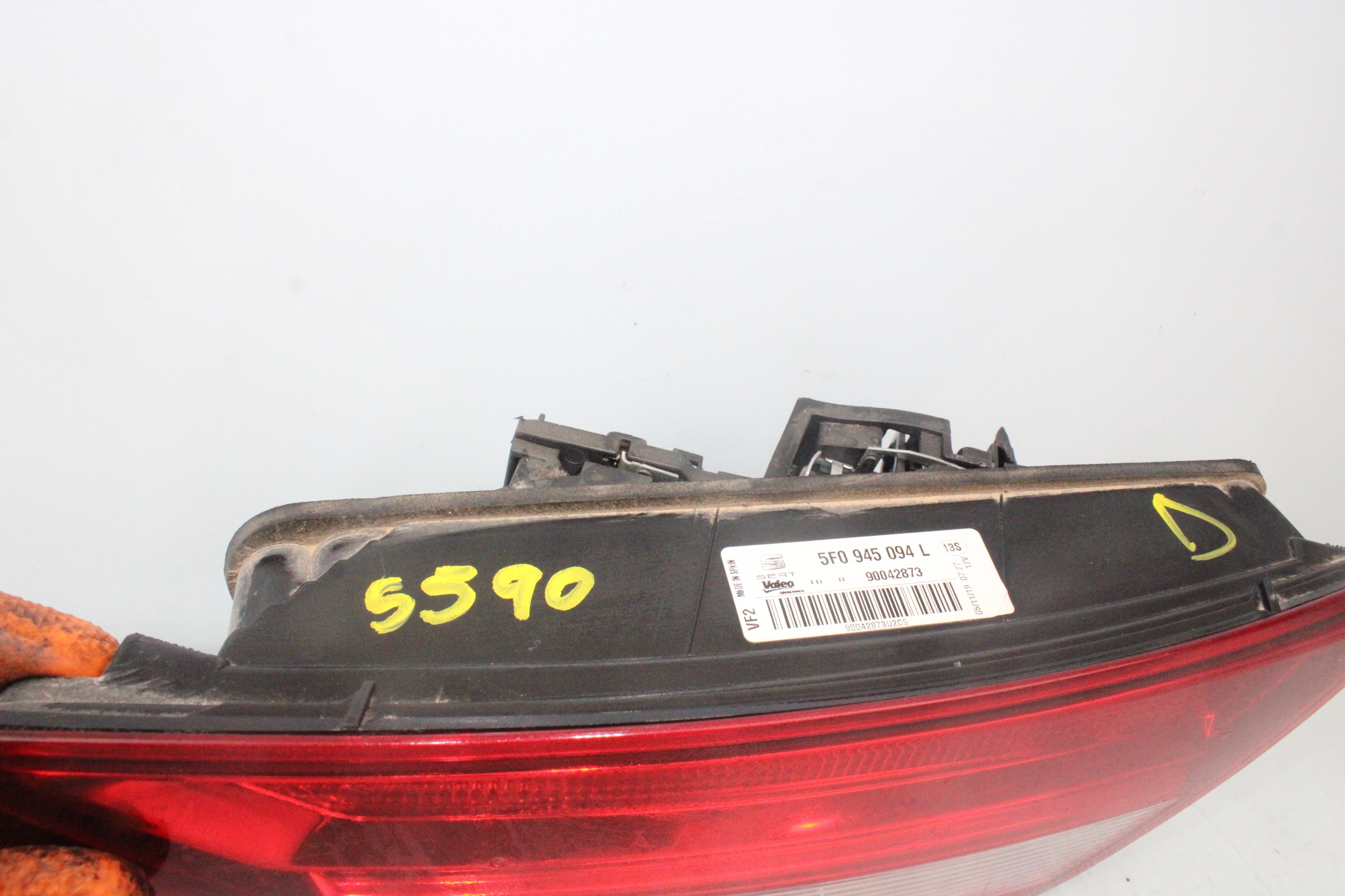 SEAT Toledo 3 generation (2004-2010) Rear Right Taillight Lamp 5F0945094L 23774261