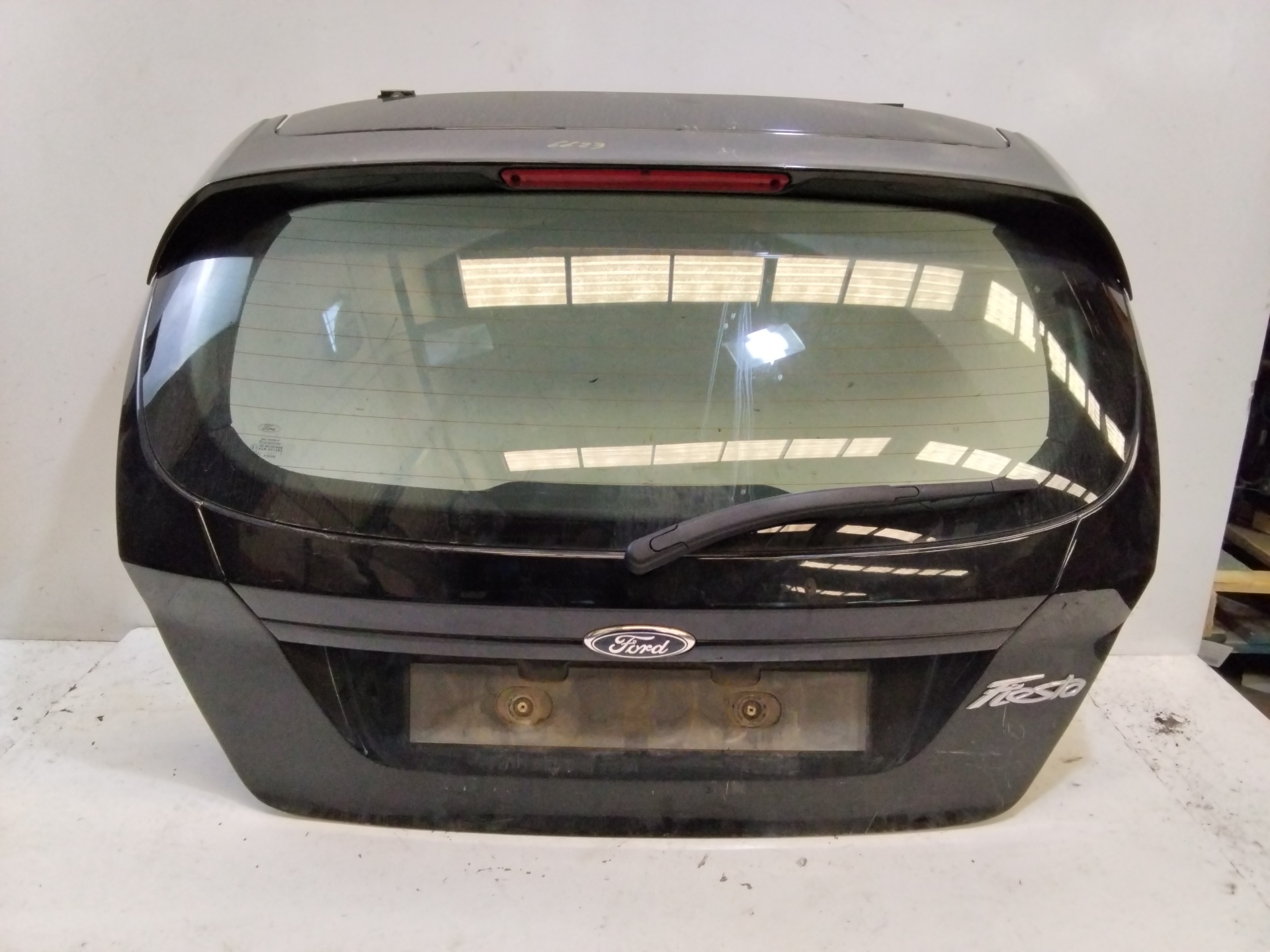 FORD Fiesta 5 generation (2001-2010) Крышка багажника 25265533