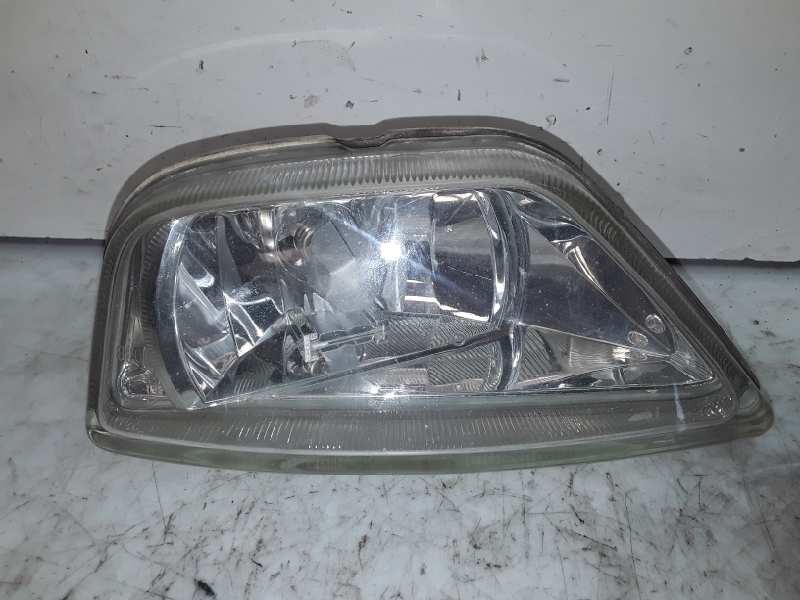 FORD Focus 1 generation (1998-2010) Front Right Fog Light 2M5115201AH 19171686