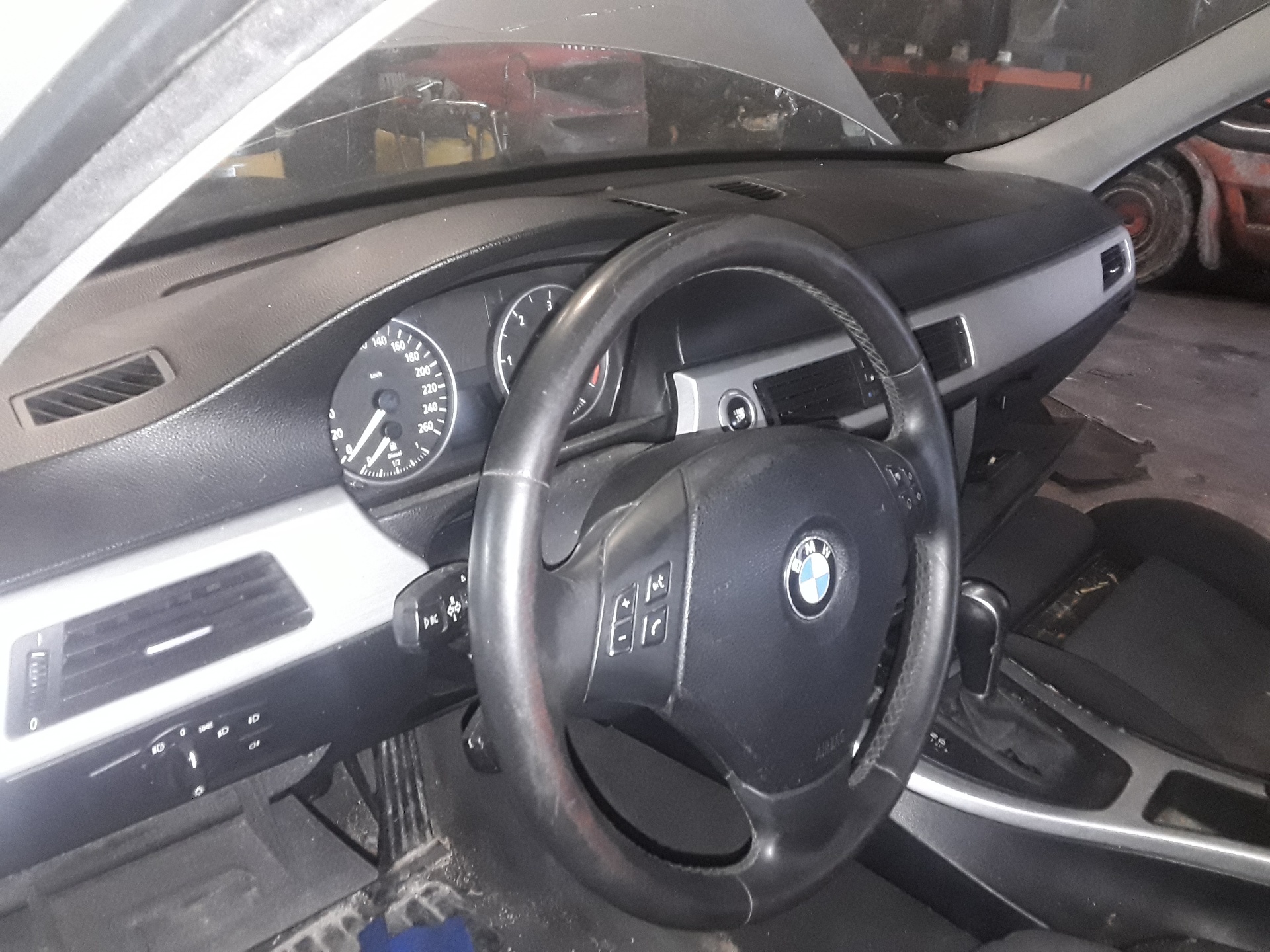 BMW 3 Series E90/E91/E92/E93 (2004-2013) Muzikos grotuvas be navigacijos RA696257001J 25113037