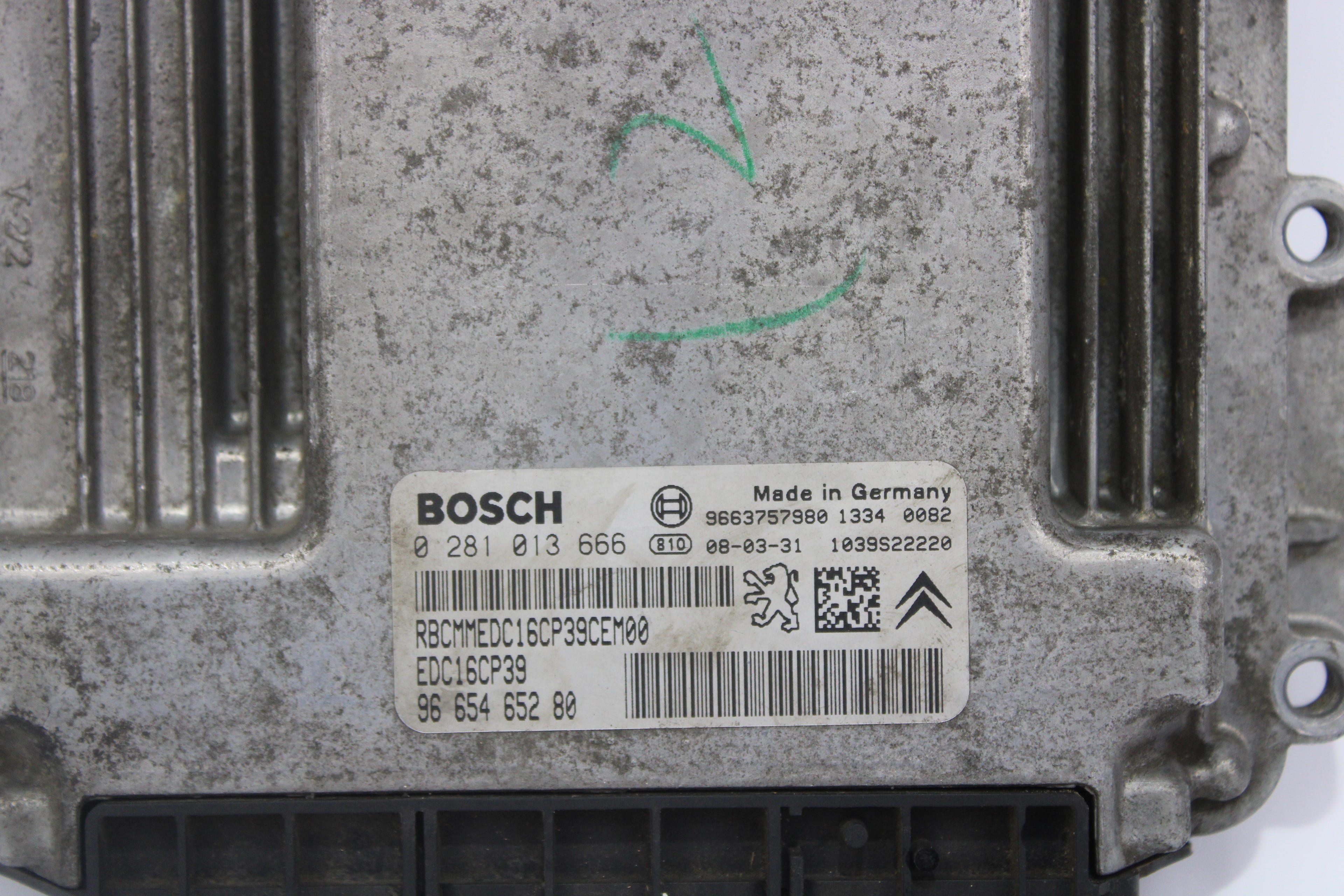 PEUGEOT 4007 1 generation (2007-2012) Блок керування двигуном ECU 0281013666 19319175