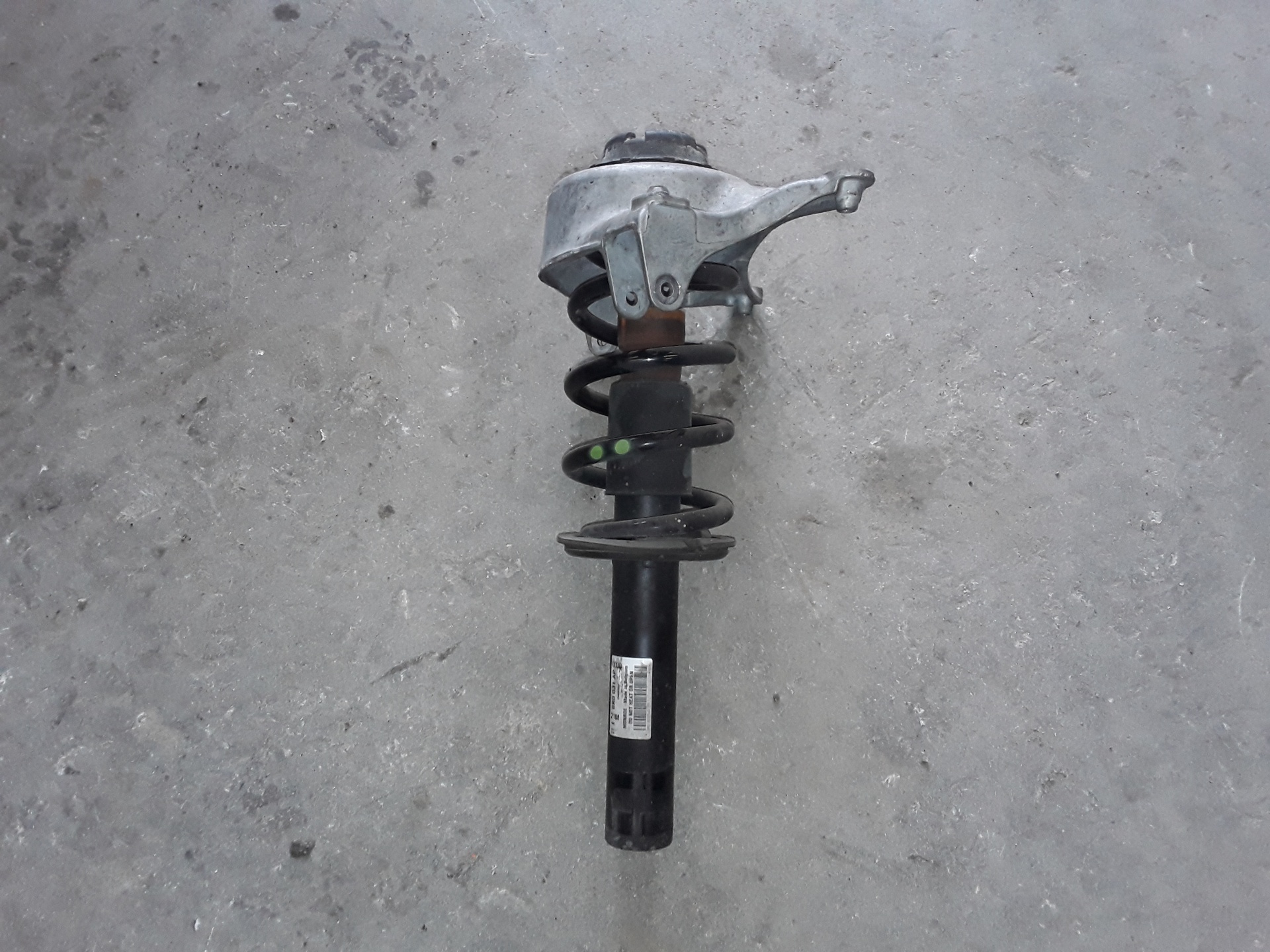 AUDI A6 C6/4F (2004-2011) Передній лівий амортизатор 8R0031AP 19250531