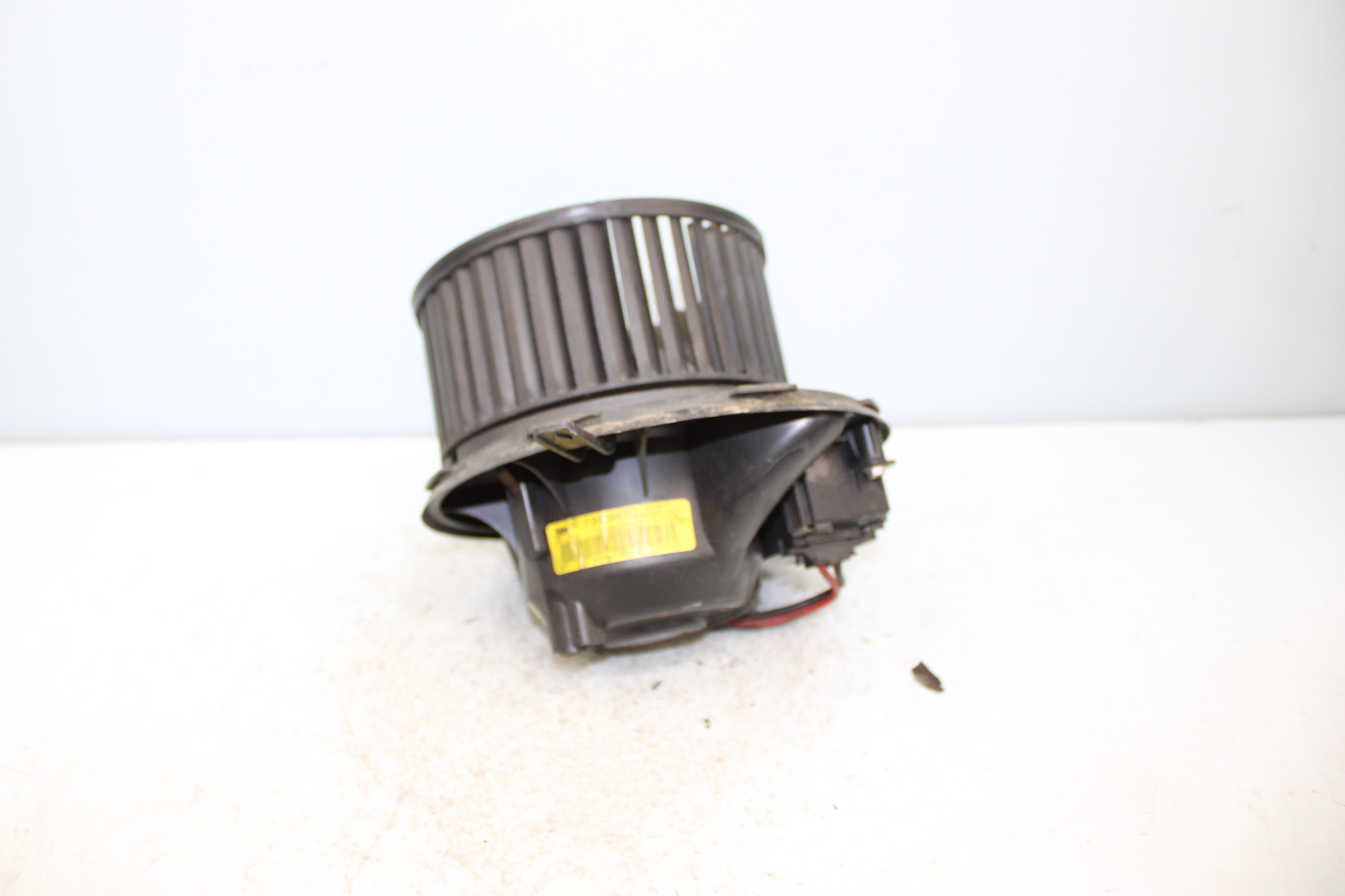 VOLKSWAGEN Touran 1 generation (2003-2015) Sildītāja ventilators 1K1820015 25104538