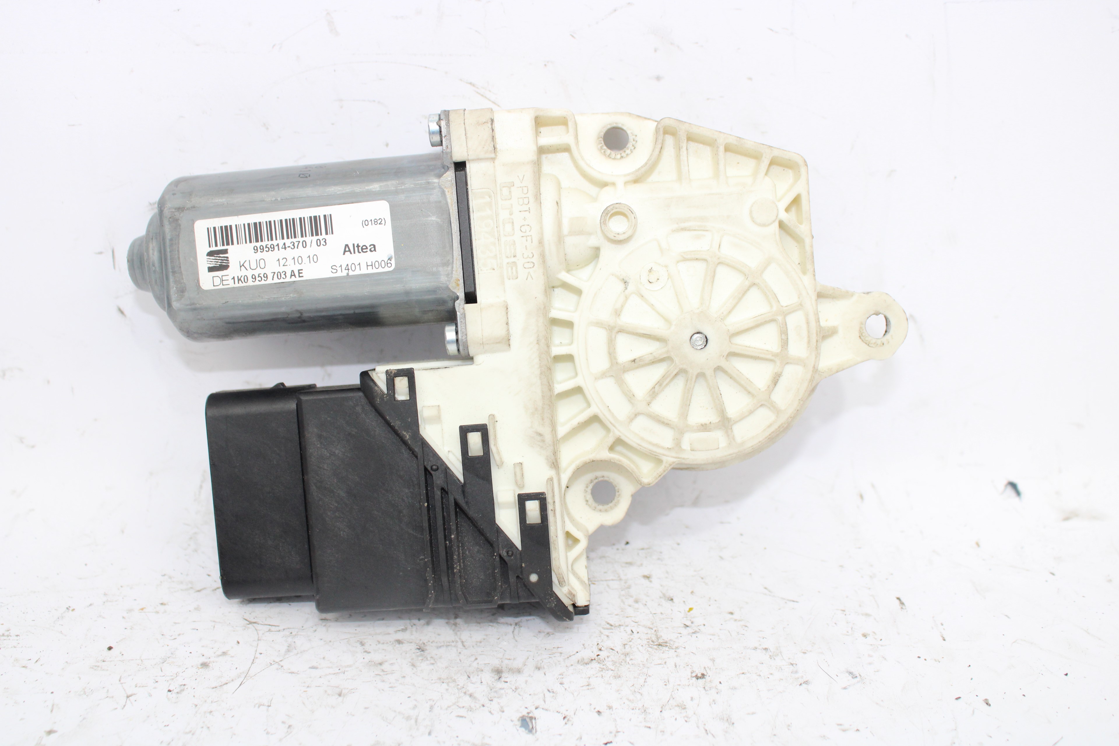 SEAT Toledo 3 generation (2004-2010) Rear left door window lifter 1K0959703AE 19318857