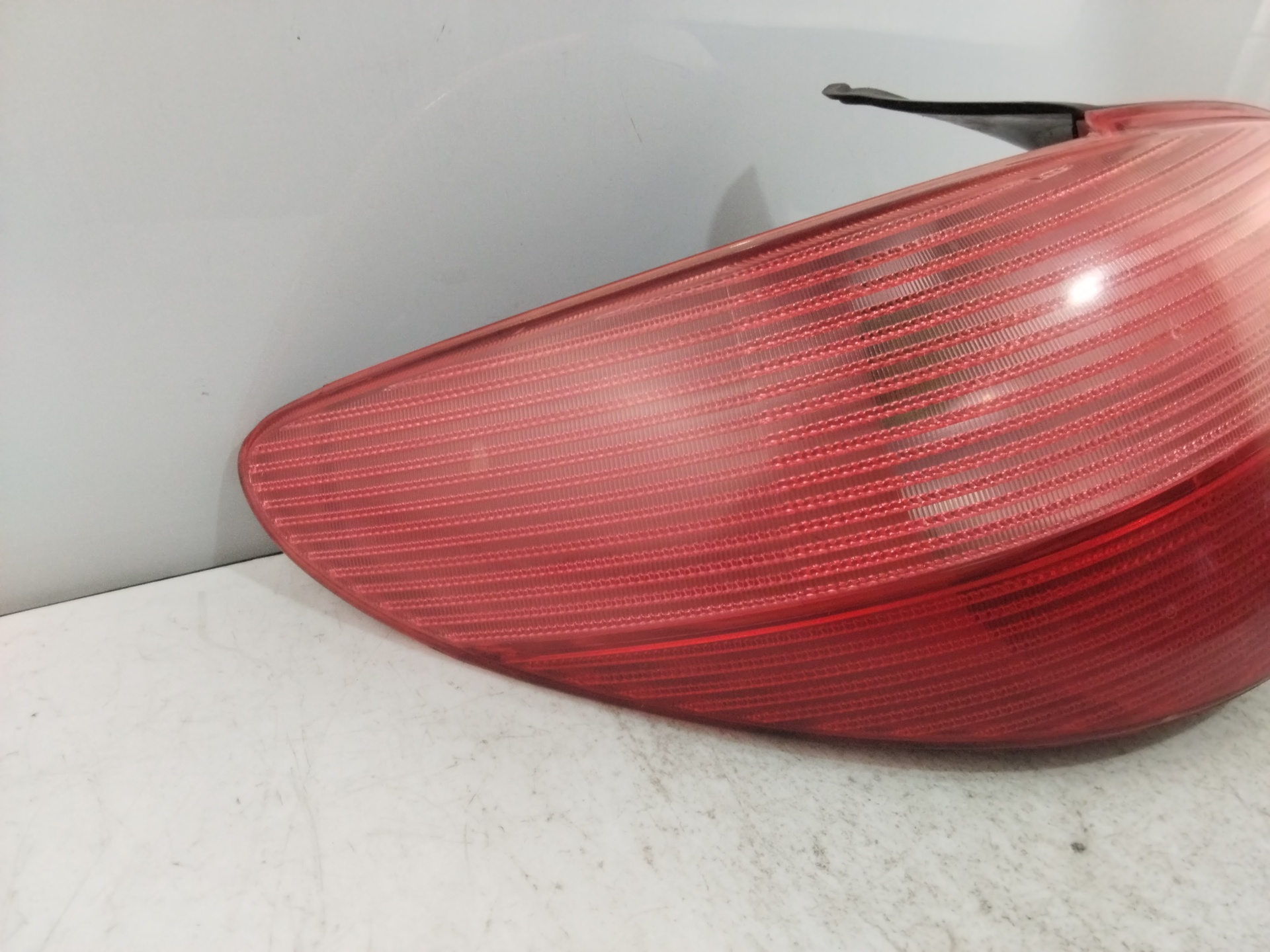 RENAULT 206 1 generation (1998-2009) Rear Left Taillight 2531G 25618037