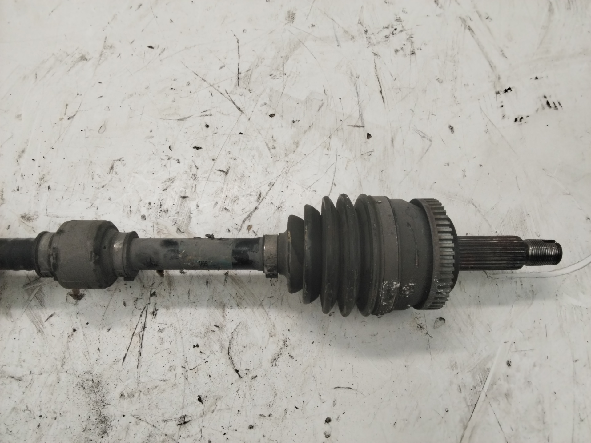 HYUNDAI i40 VF (1 generation) (2011-2020) Front Left Driveshaft NOTIENEREFERENCIA 25191266