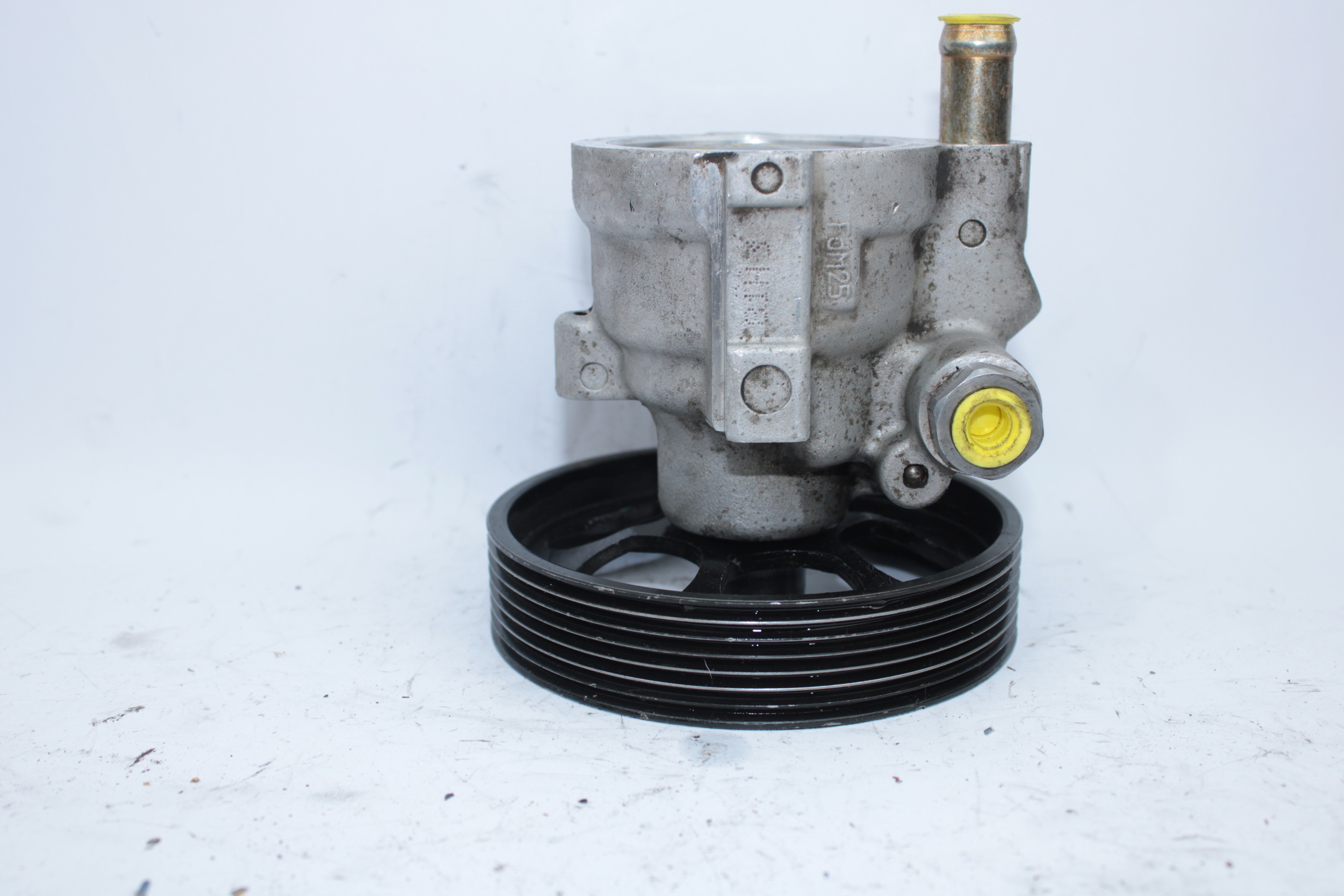 RENAULT Laguna 2 generation (2001-2007) Power Steering Pump 26092070EA 19321091