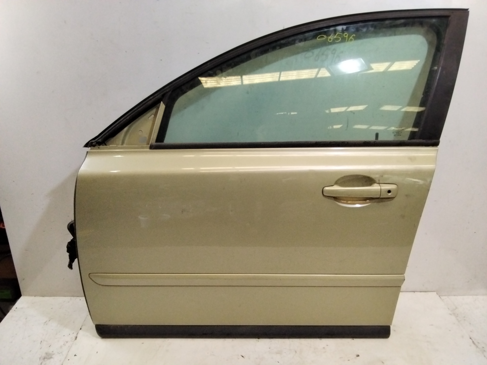 VOLVO S40 1 generation (1996-2004) Front Left Door NOREF 25265477