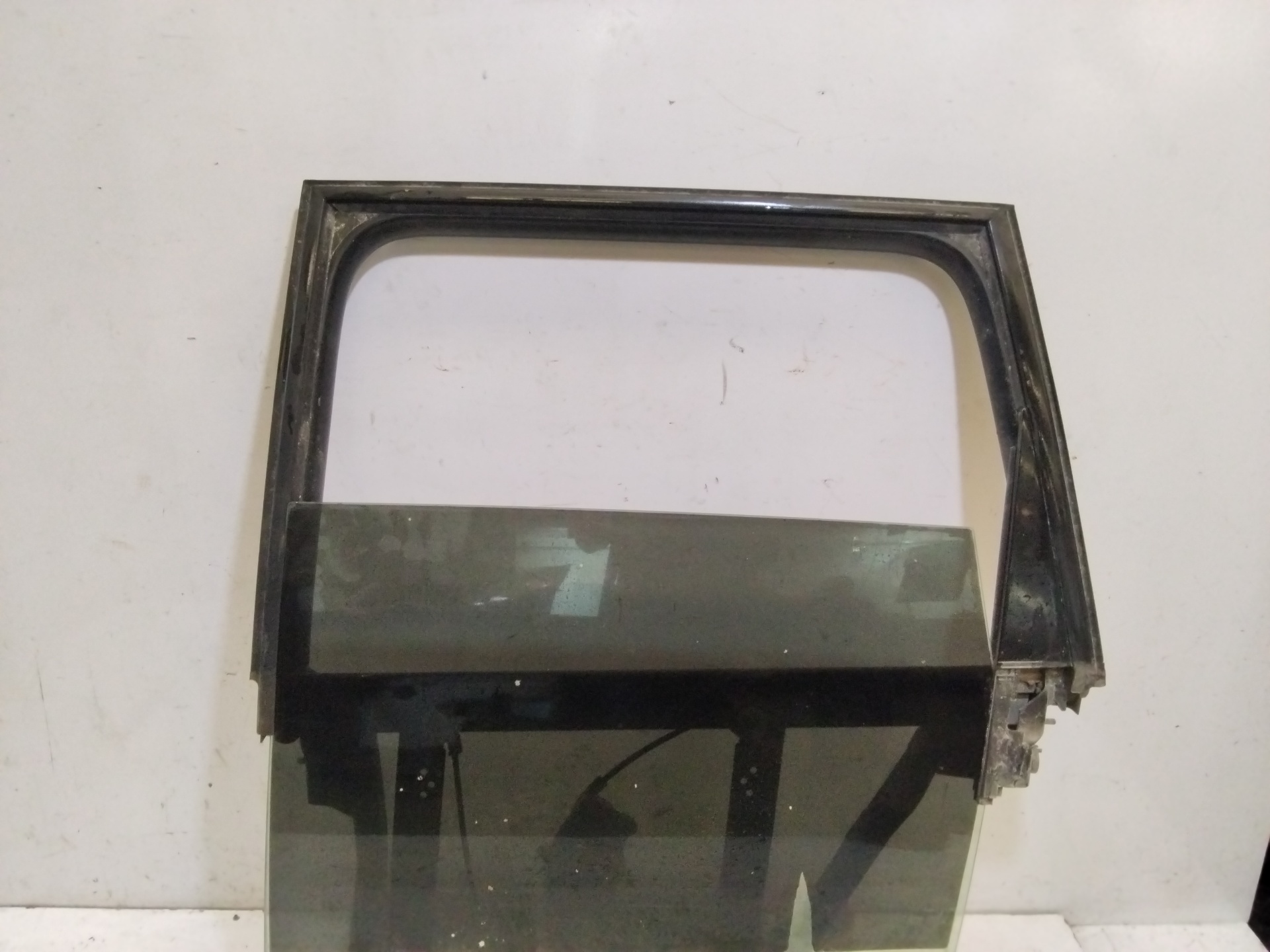 VOLKSWAGEN Touareg 1 generation (2002-2010) Rear left door window lifter NOREF 25266022