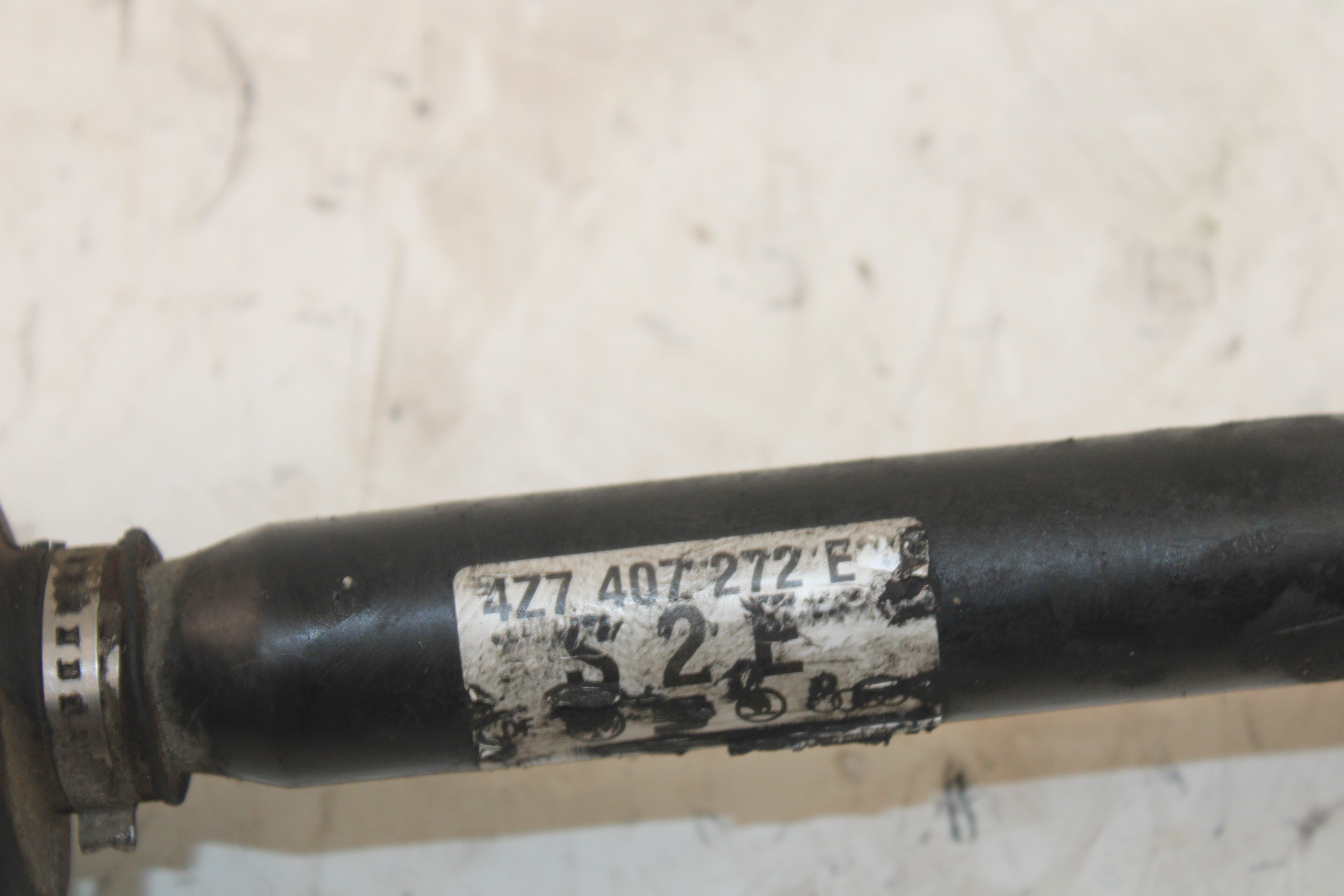 AUDI A6 C5/4B (1997-2004) Front Right Driveshaft 4Z7407272 25188754