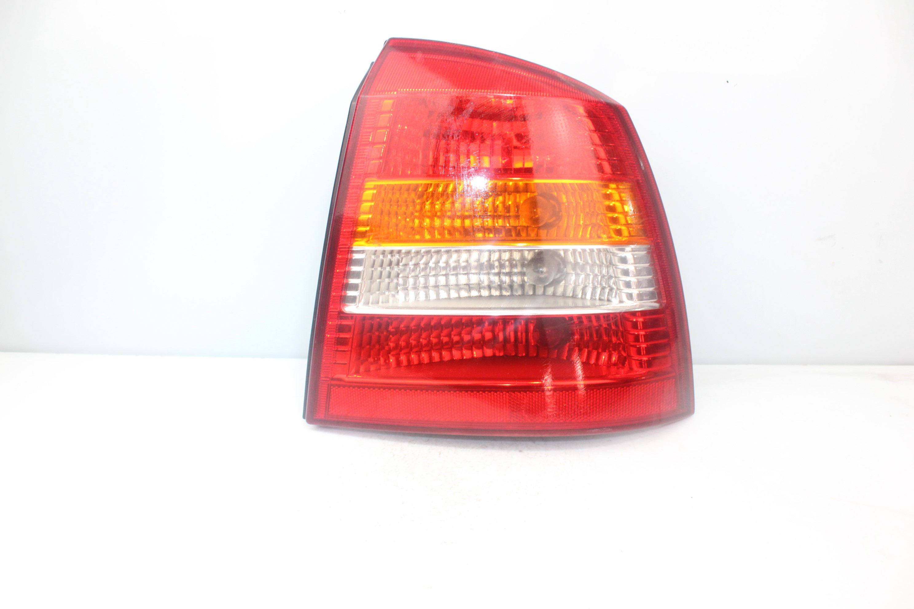 OPEL Astra H (2004-2014) Rear Right Taillight Lamp 13110931 23789682
