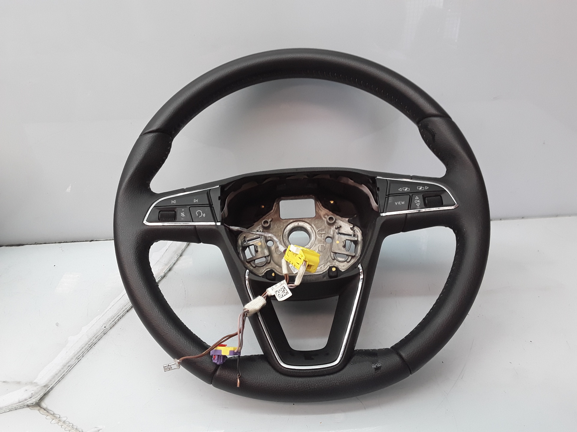 SEAT Alhambra 2 generation (2010-2021) Steering Wheel 5F0419091 19269305