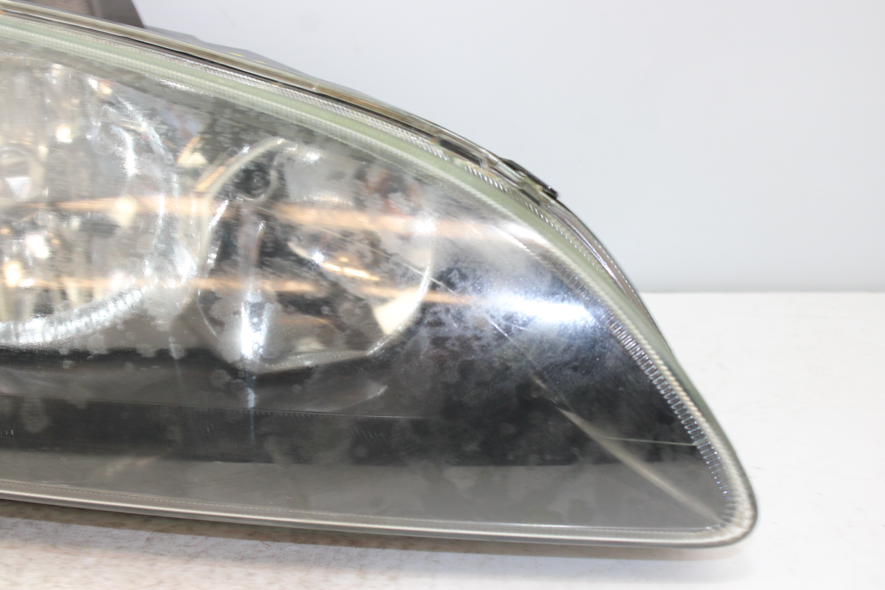 FORD Focus 2 generation (2004-2011) Front Right Headlight 4M5113K060 25266904