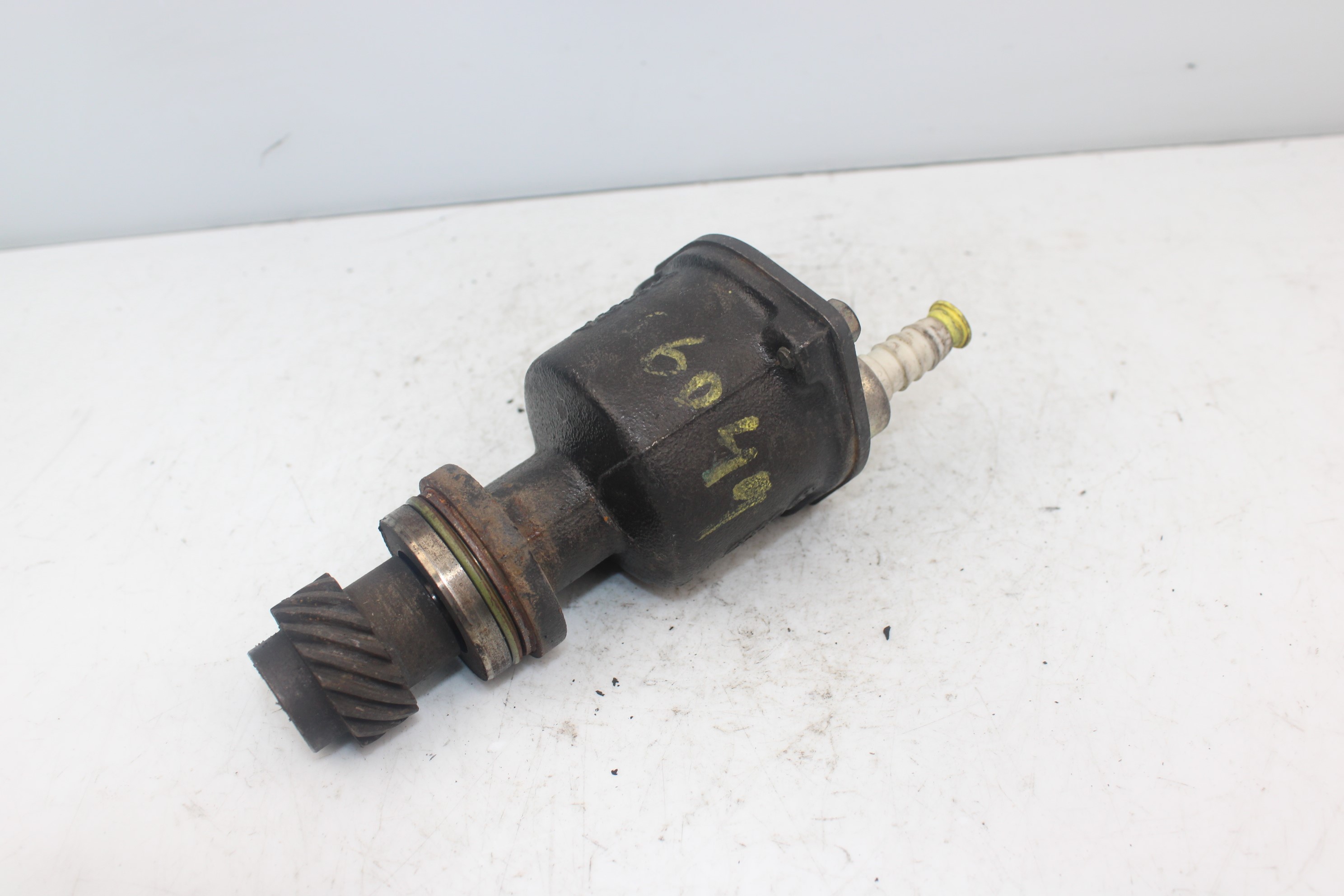 AUDI A4 B5/8D (1994-2001) Pompe à vide 028207A 25188303