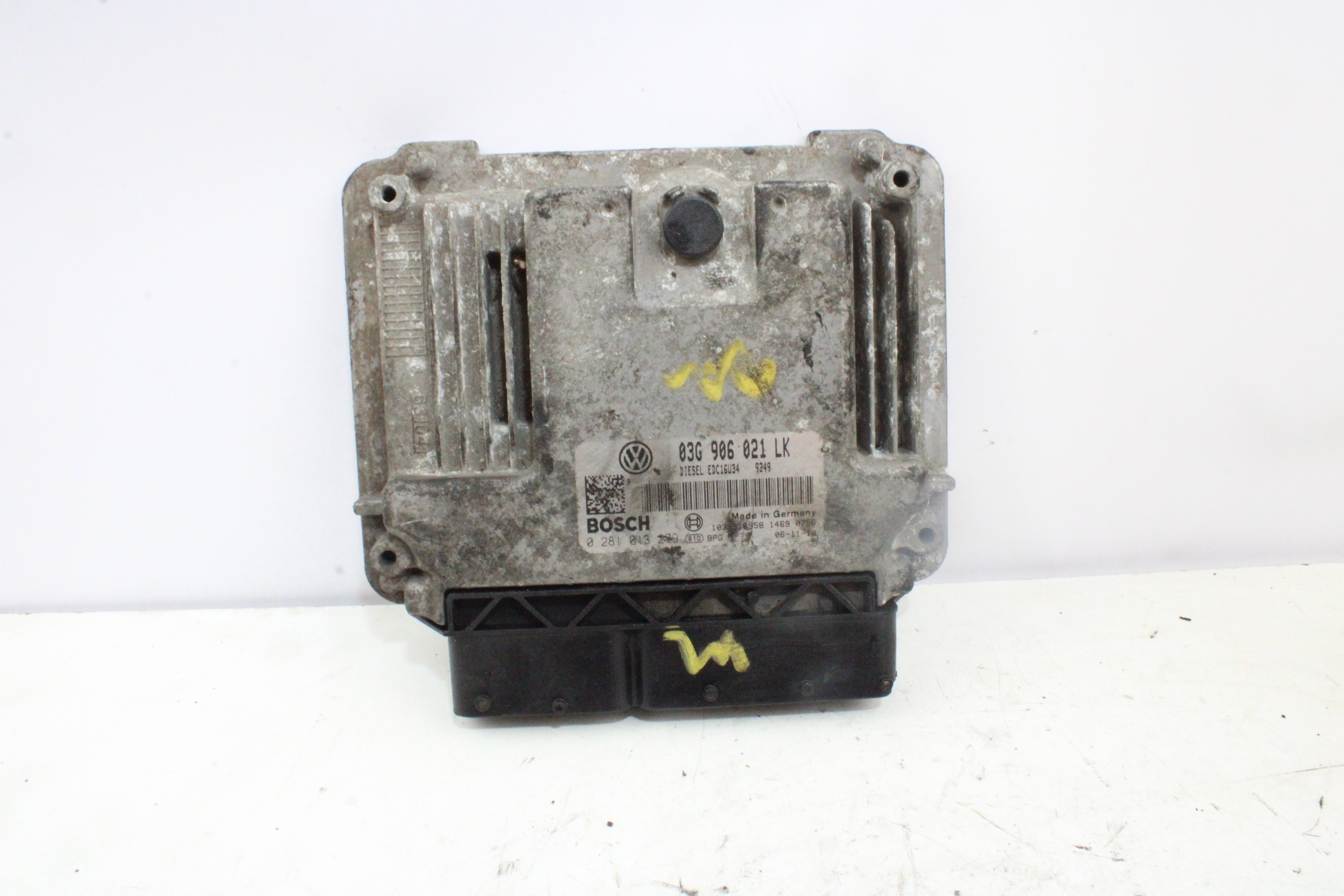 SEAT Leon 2 generation (2005-2012) Engine Control Unit ECU 03G906021LK, 0281013279 19381901