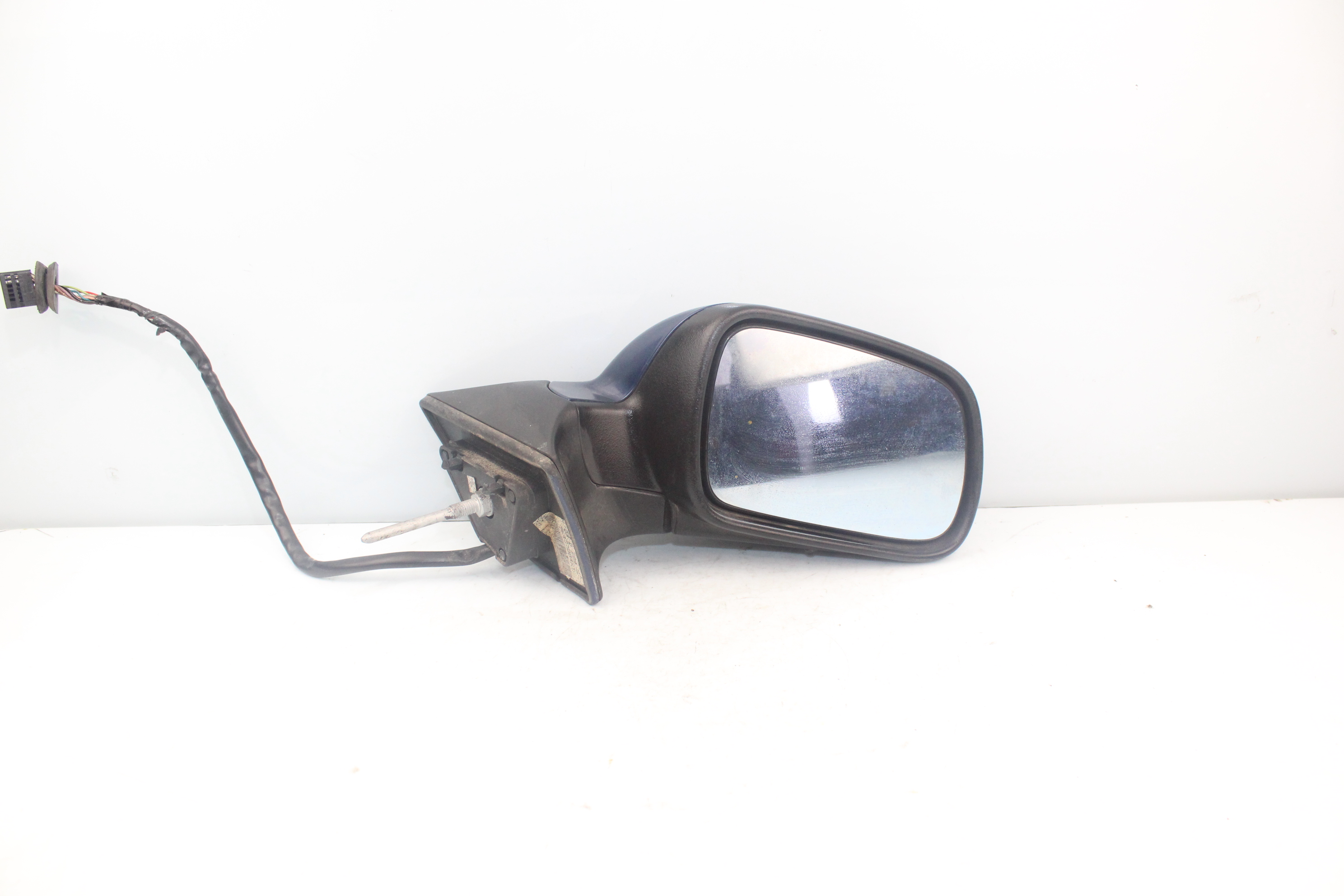 PEUGEOT 407 1 generation (2004-2010) Right Side Wing Mirror E9014145 24063389