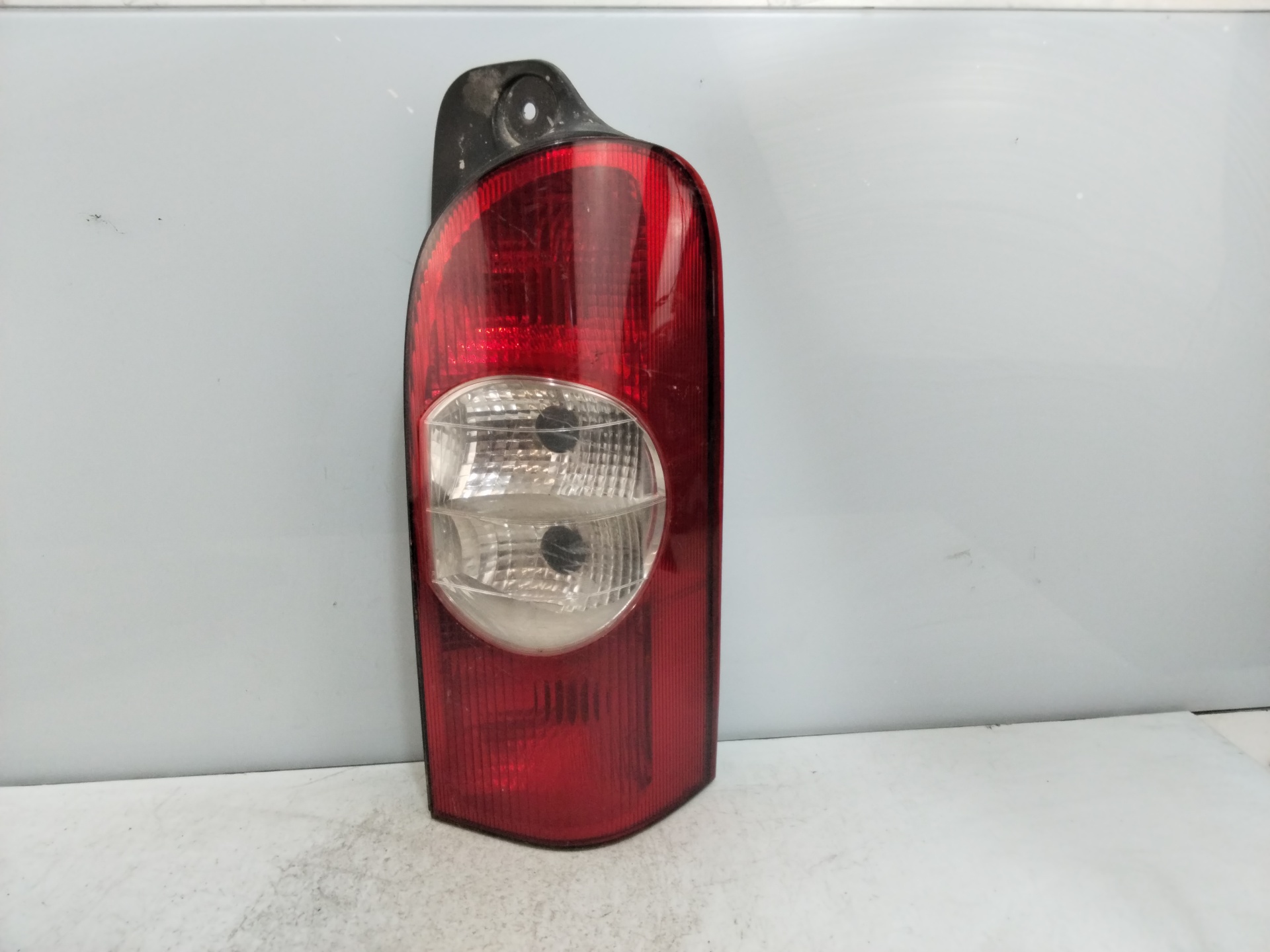 RENAULT Master 2 generation (1997-2010) Rear Left Taillight 085511945R 25618452