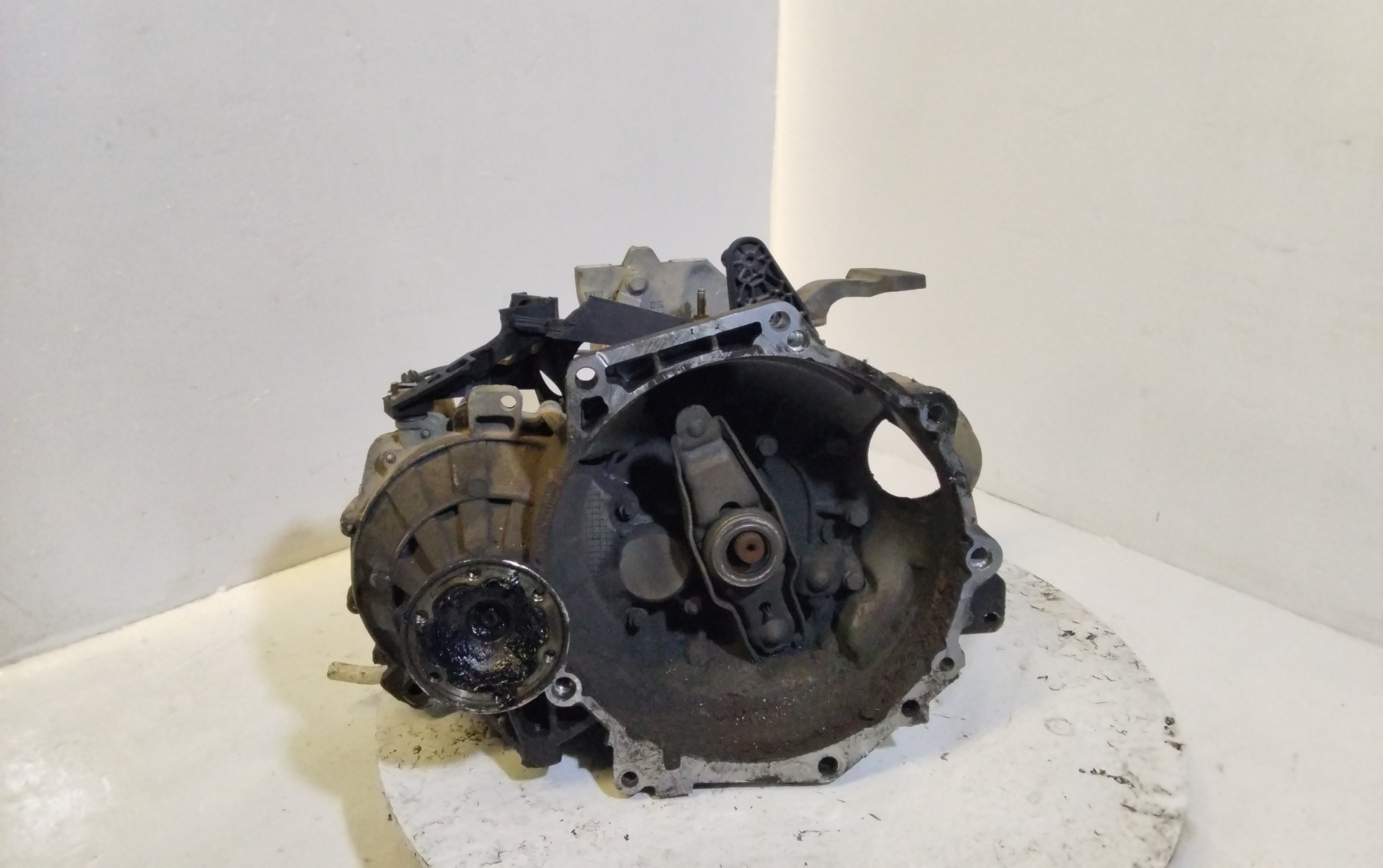 VOLKSWAGEN Golf 6 generation (2008-2015) Gearbox LHW 25715650