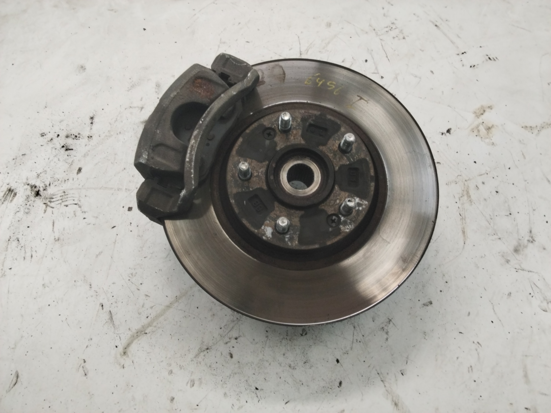 HYUNDAI i40 VF (1 generation) (2011-2020) Front Left Wheel Hub NOTIENEREFERENCIA 25191248