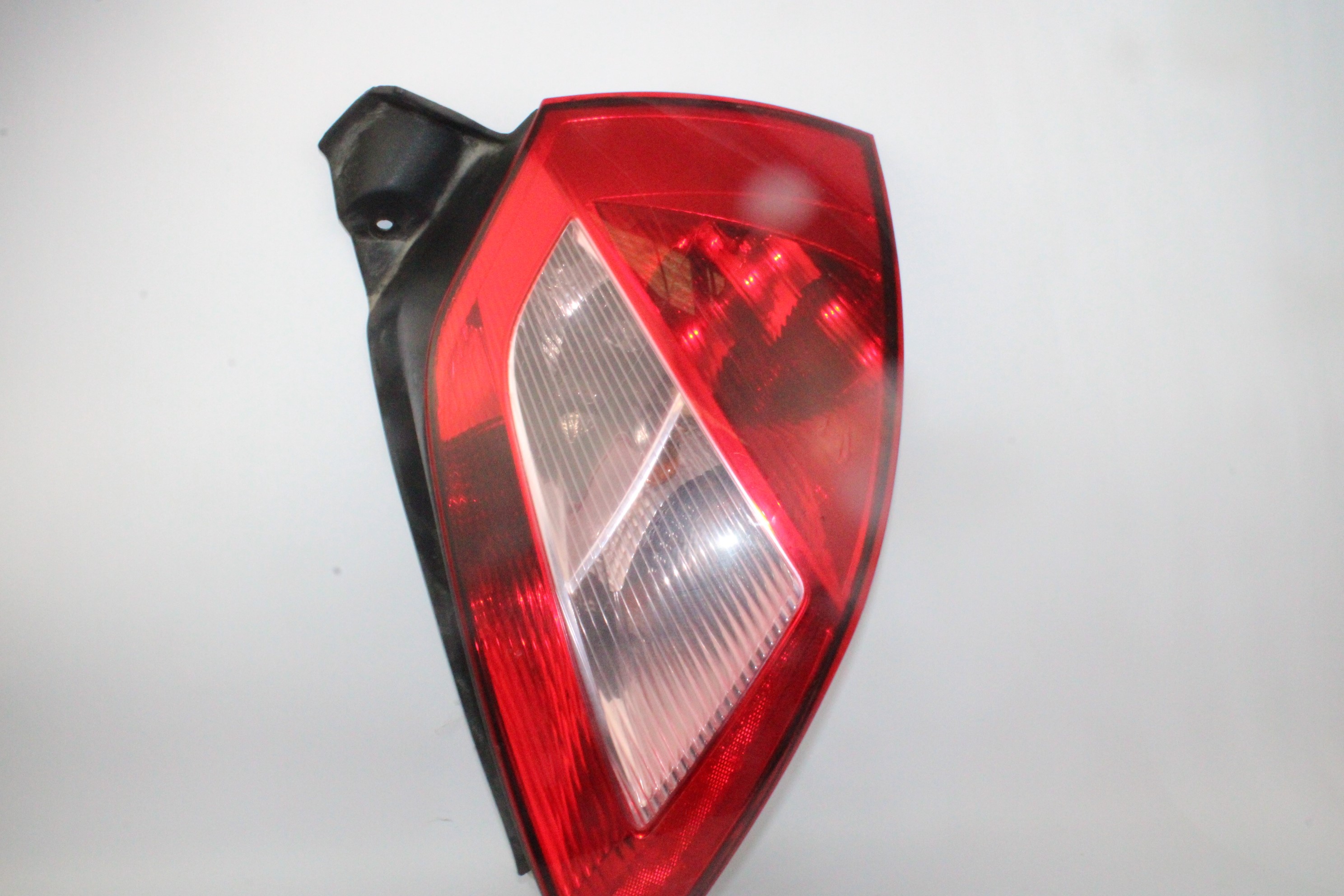 RENAULT Megane 2 generation (2002-2012) Rear Right Taillight Lamp 8200073237 20407115