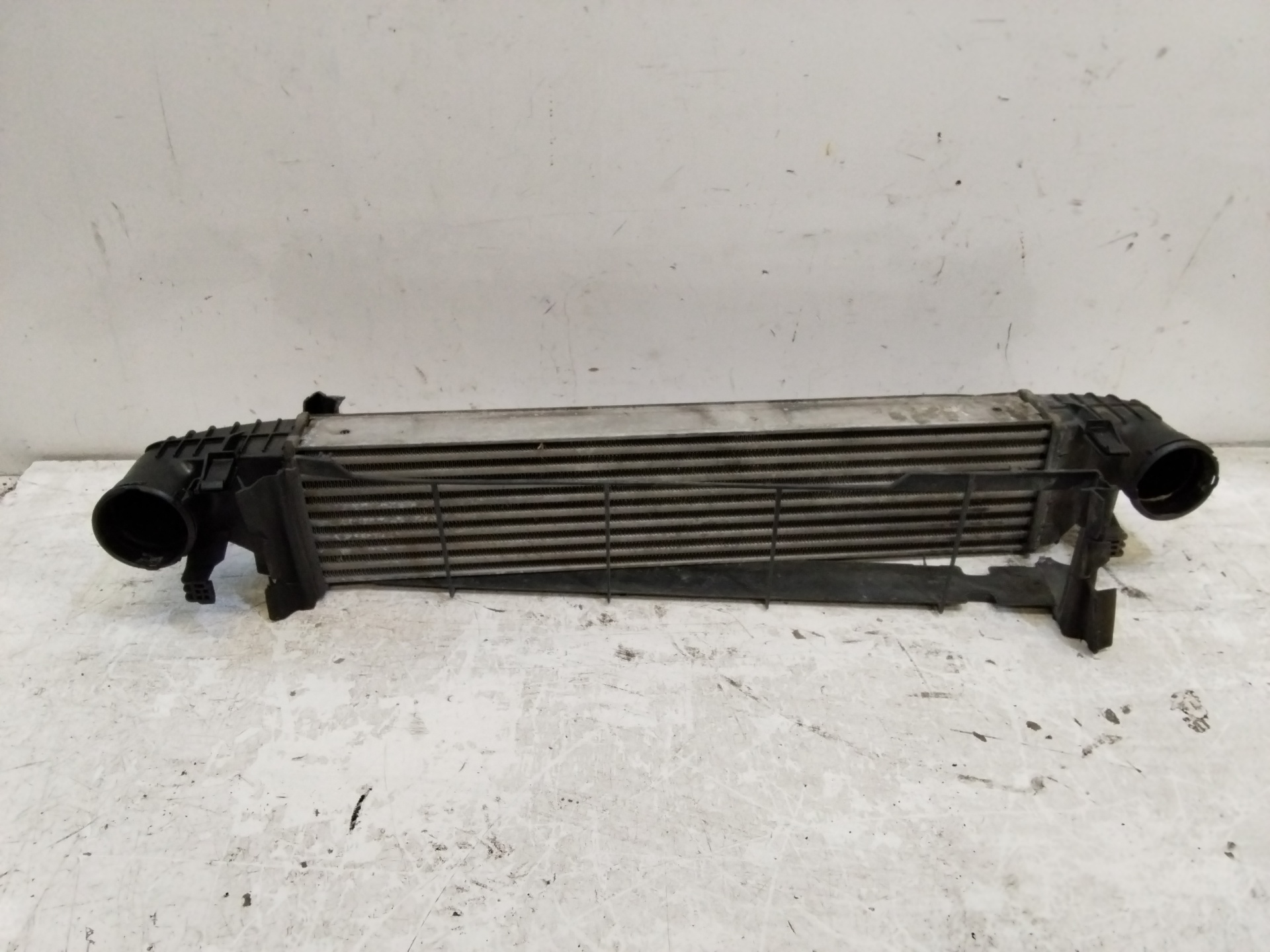 MERCEDES-BENZ C-Class W203/S203/CL203 (2000-2008) Radiateur de refroidisseur intermédiaire A2035000500 25198670