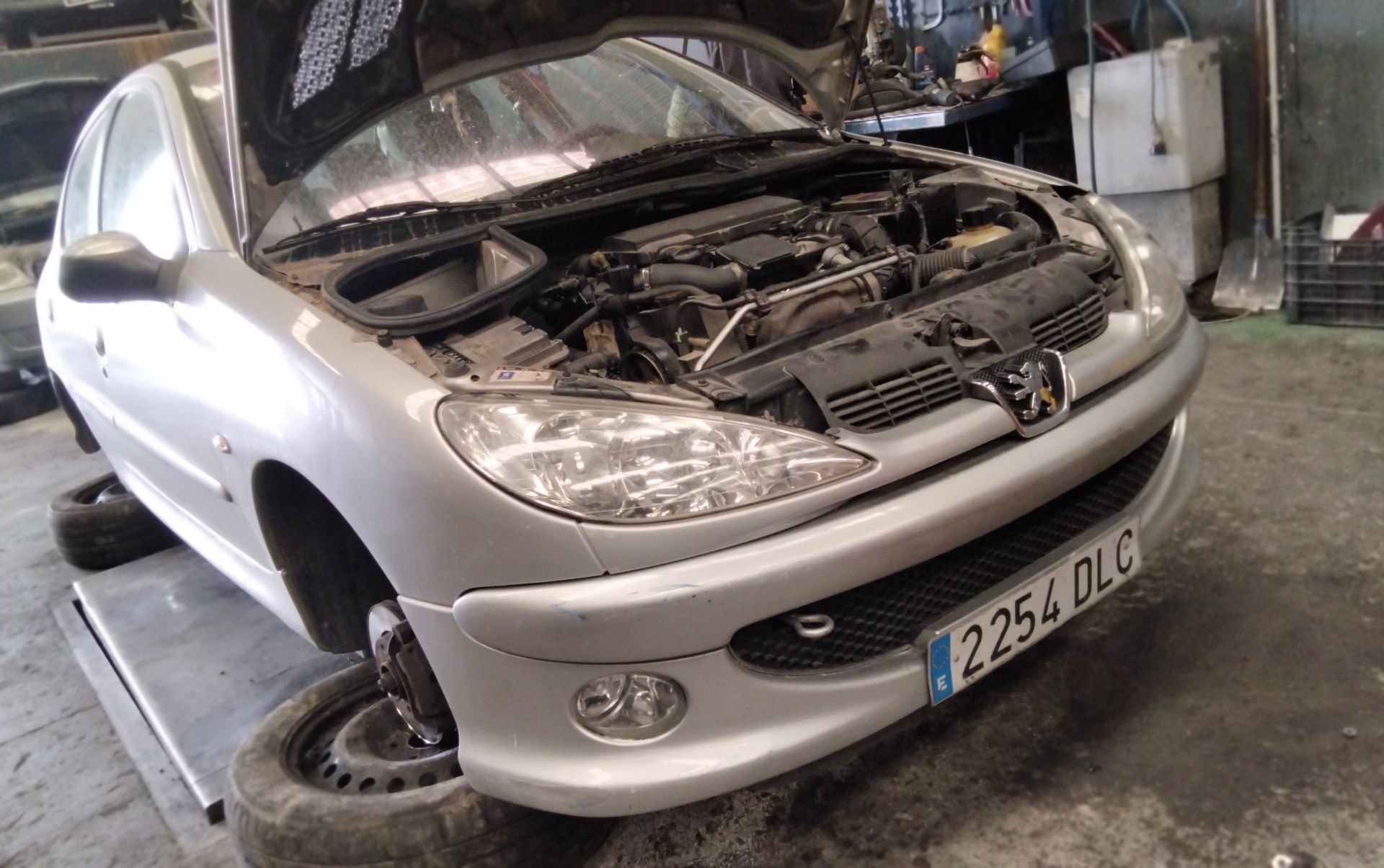 RENAULT 206 1 generation (1998-2009) Ľavé predné svetlomety 9628666880 25332676