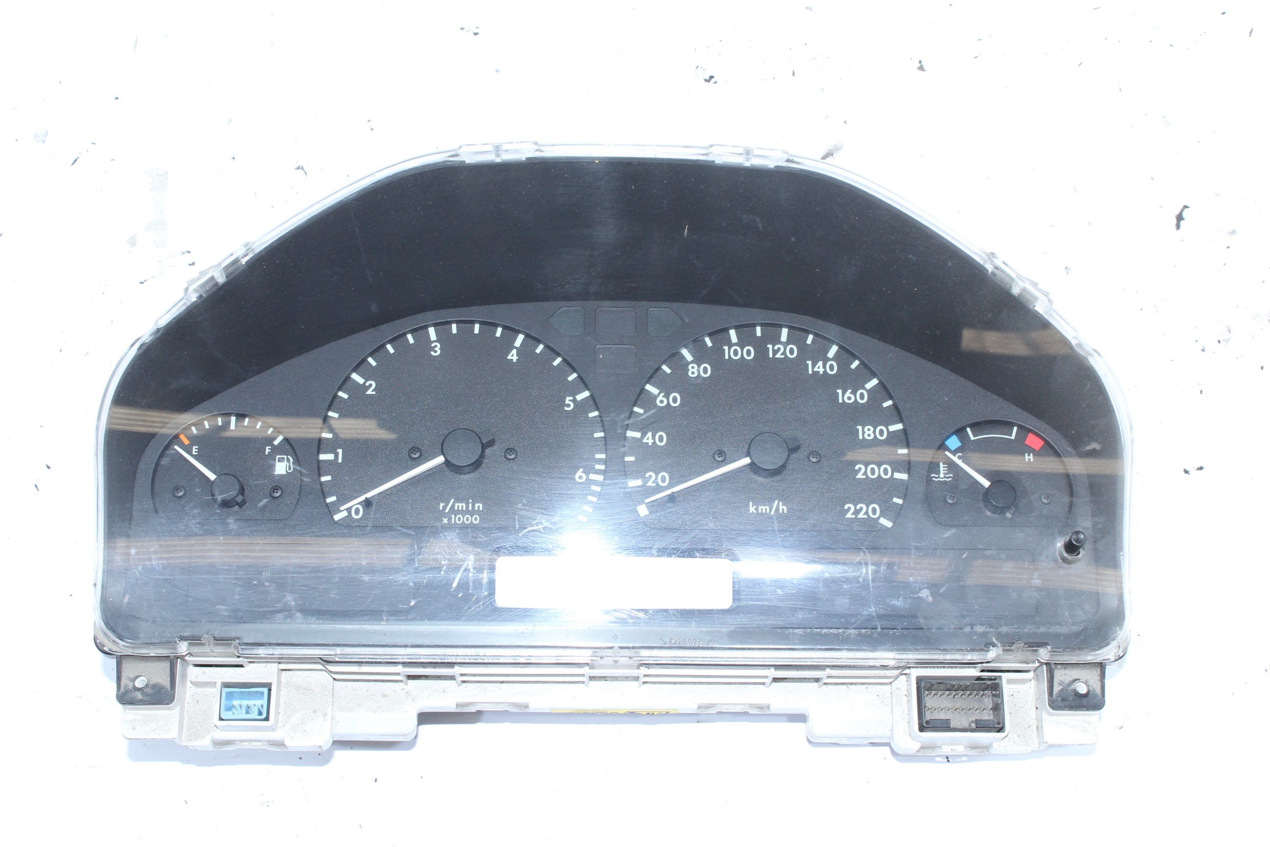 LAND ROVER Range Rover 1 generation (1970-1994) Speedometer YAC114300 19362616