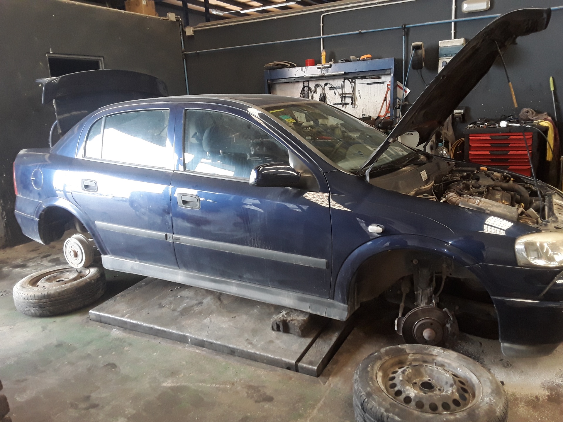 OPEL Astra H (2004-2014) Блок управления двигателем 8973065750 23768267