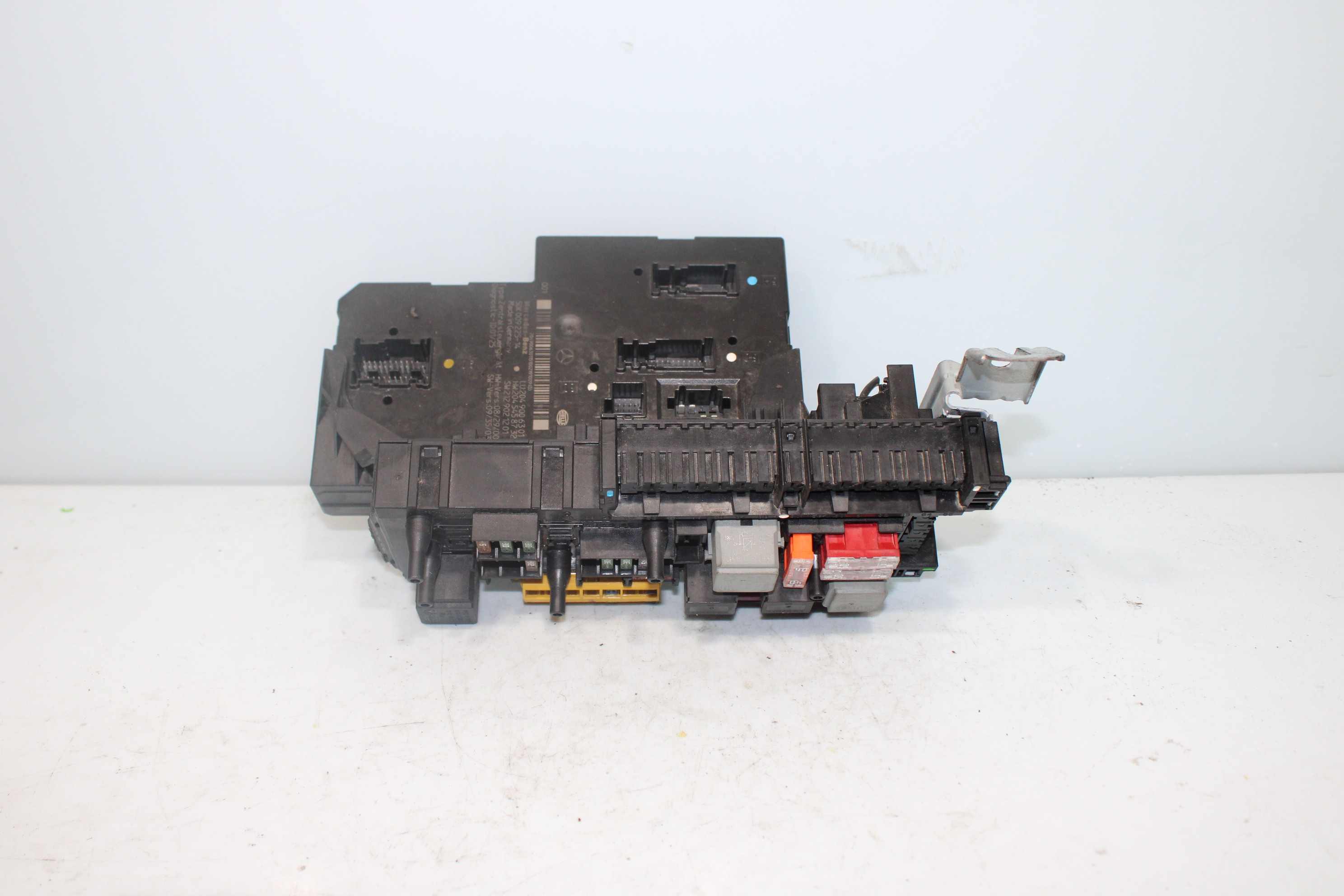 MERCEDES-BENZ C-Class W204/S204/C204 (2004-2015) Fuse Box 5DK00922514 25160486