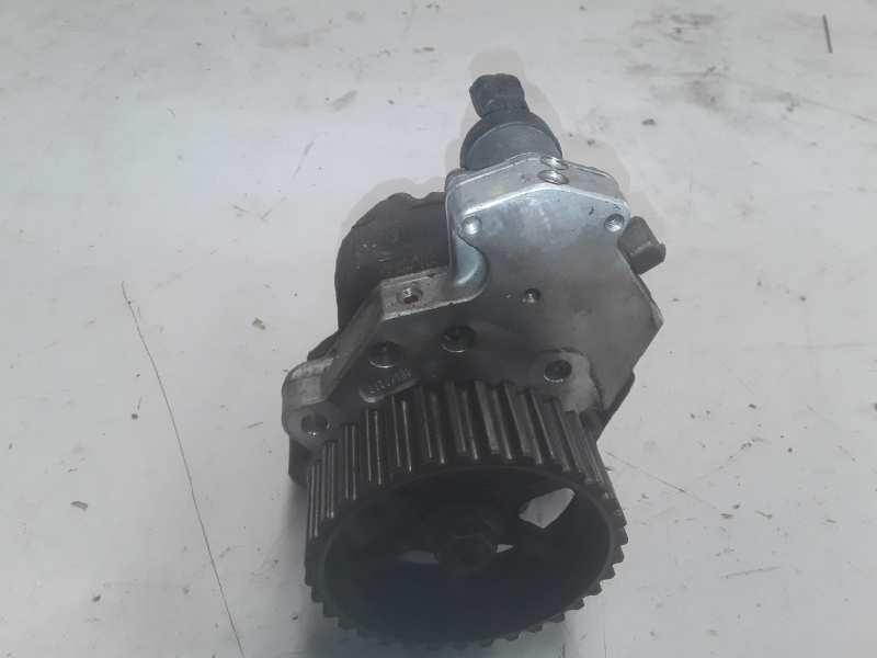 RENAULT Laguna 2 generation (2001-2007) Pompe à carburant haute pression 8200108225 19109841