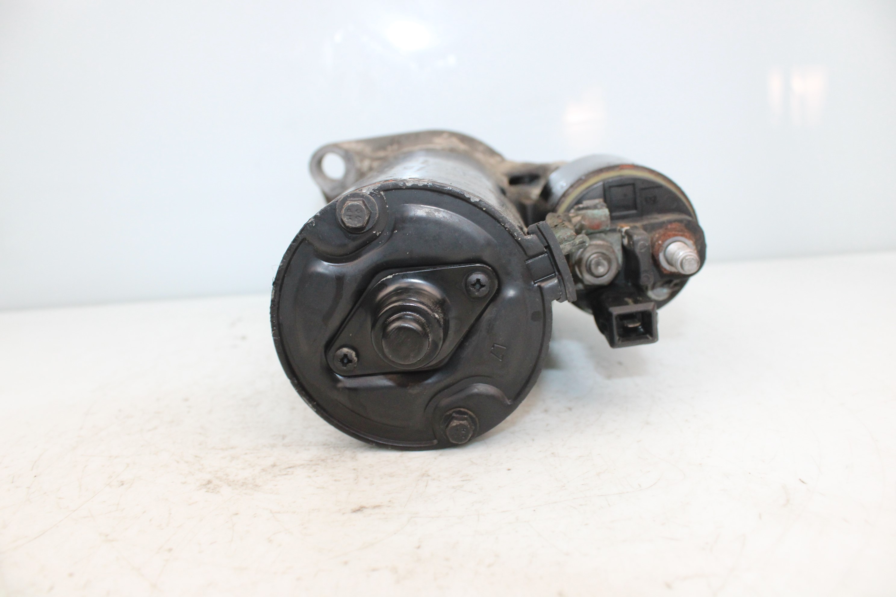 VOLKSWAGEN Golf 4 generation (1997-2006) Starter Motor 0001125042 25179082