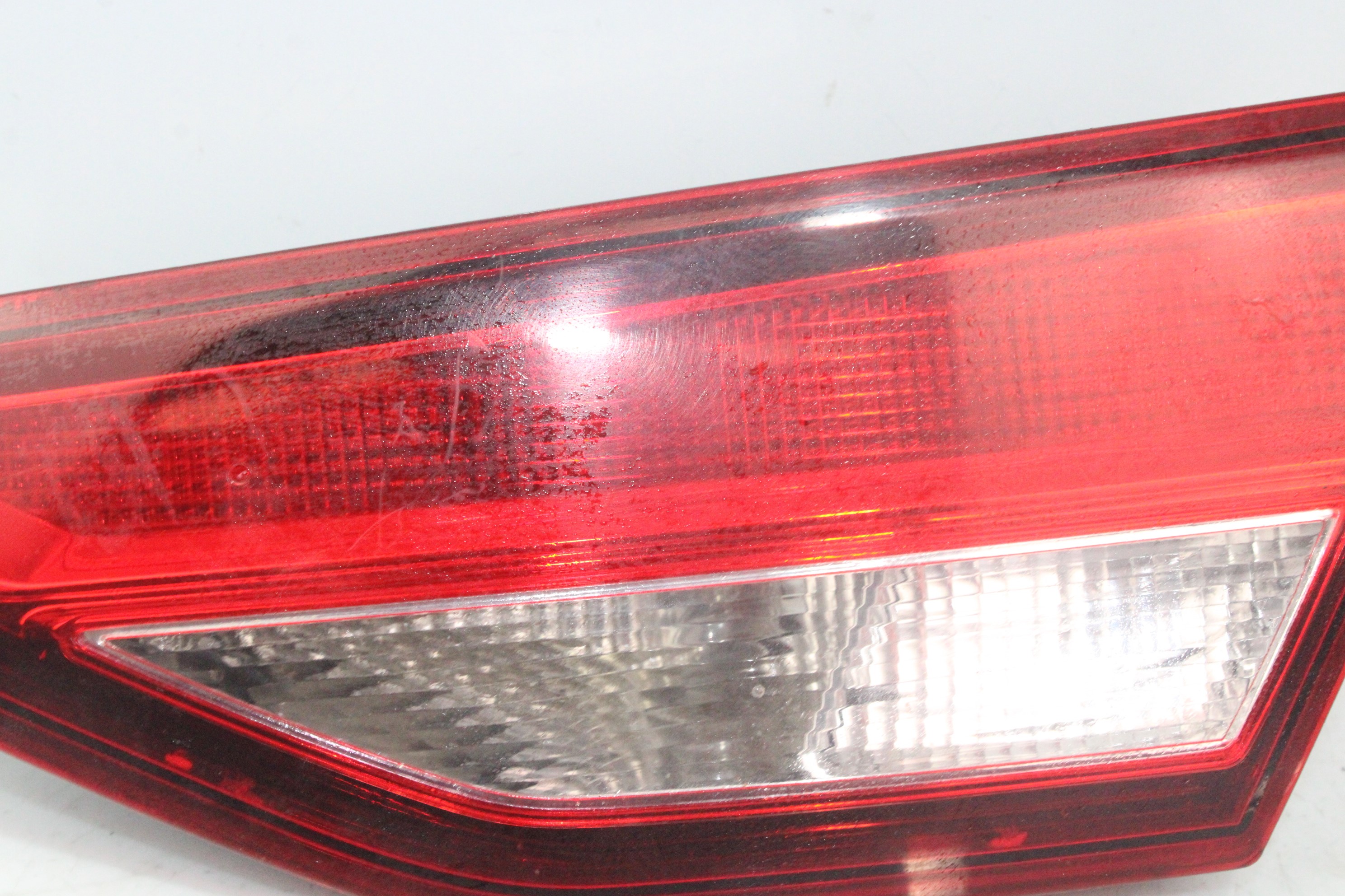 SEAT Toledo 3 generation (2004-2010) Rear Right Taillight Lamp 5F0945094L 23774261