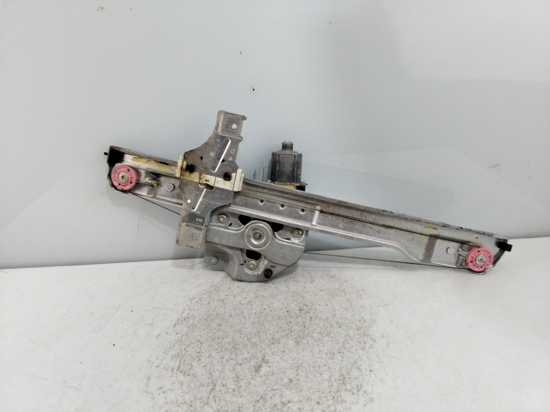 PEUGEOT 208 Peugeot 208 (2012-2015) Front Right Door Window Regulator 9673154380 25618358